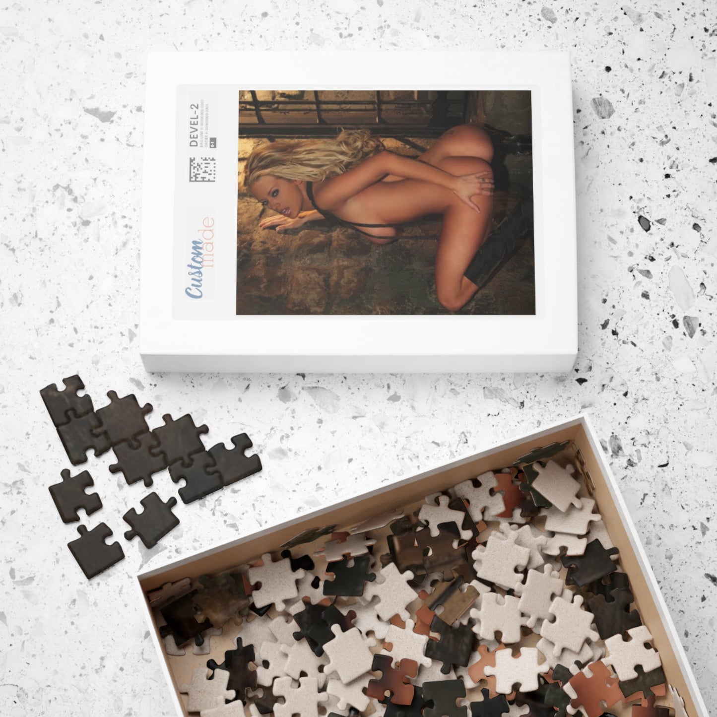 Puzzle (110, 252, 500, 1014-piece) Pornstar Jenna Jameson Nude