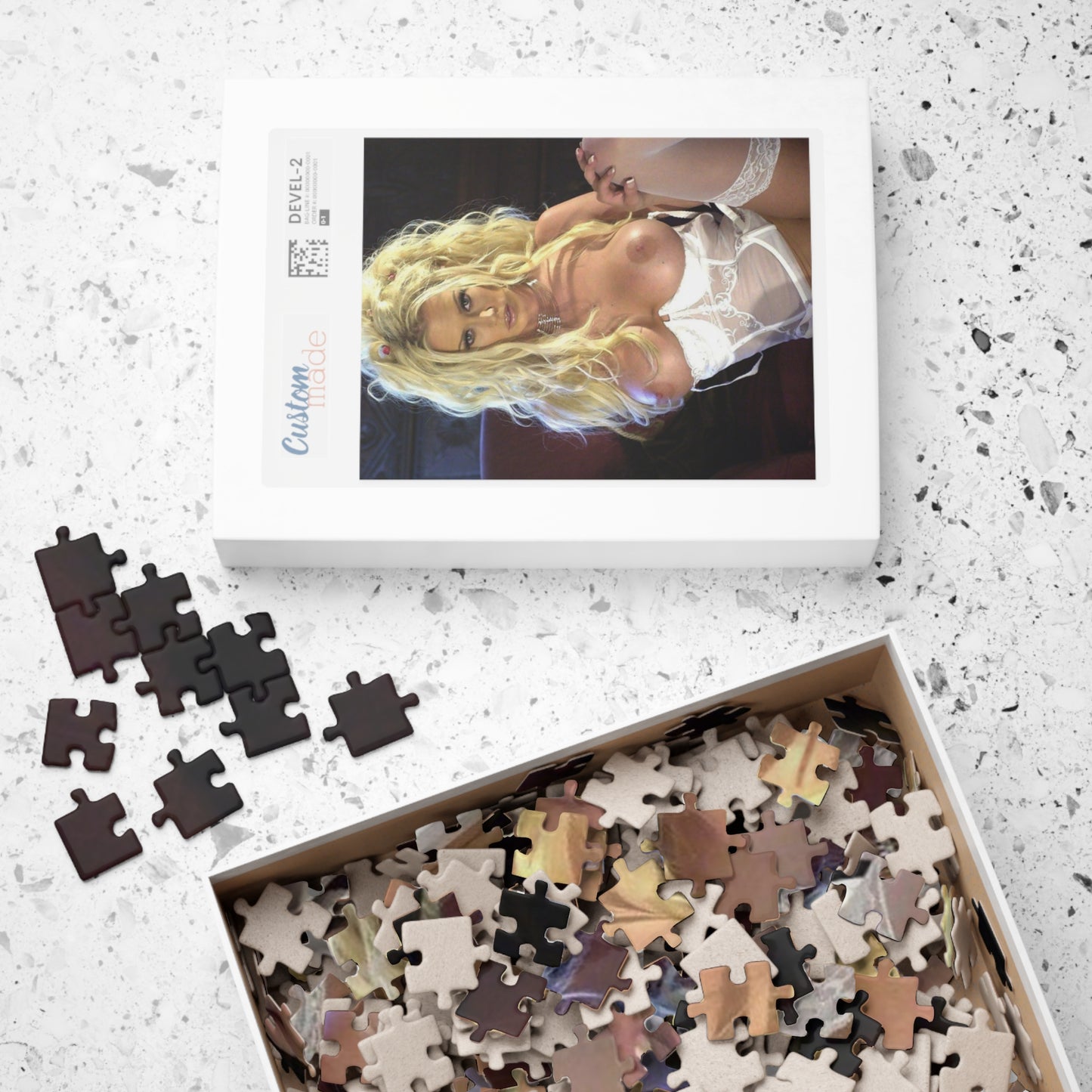 Puzzle (110, 252, 500, 1014-piece) Pornstar Jenna Jameson Nude