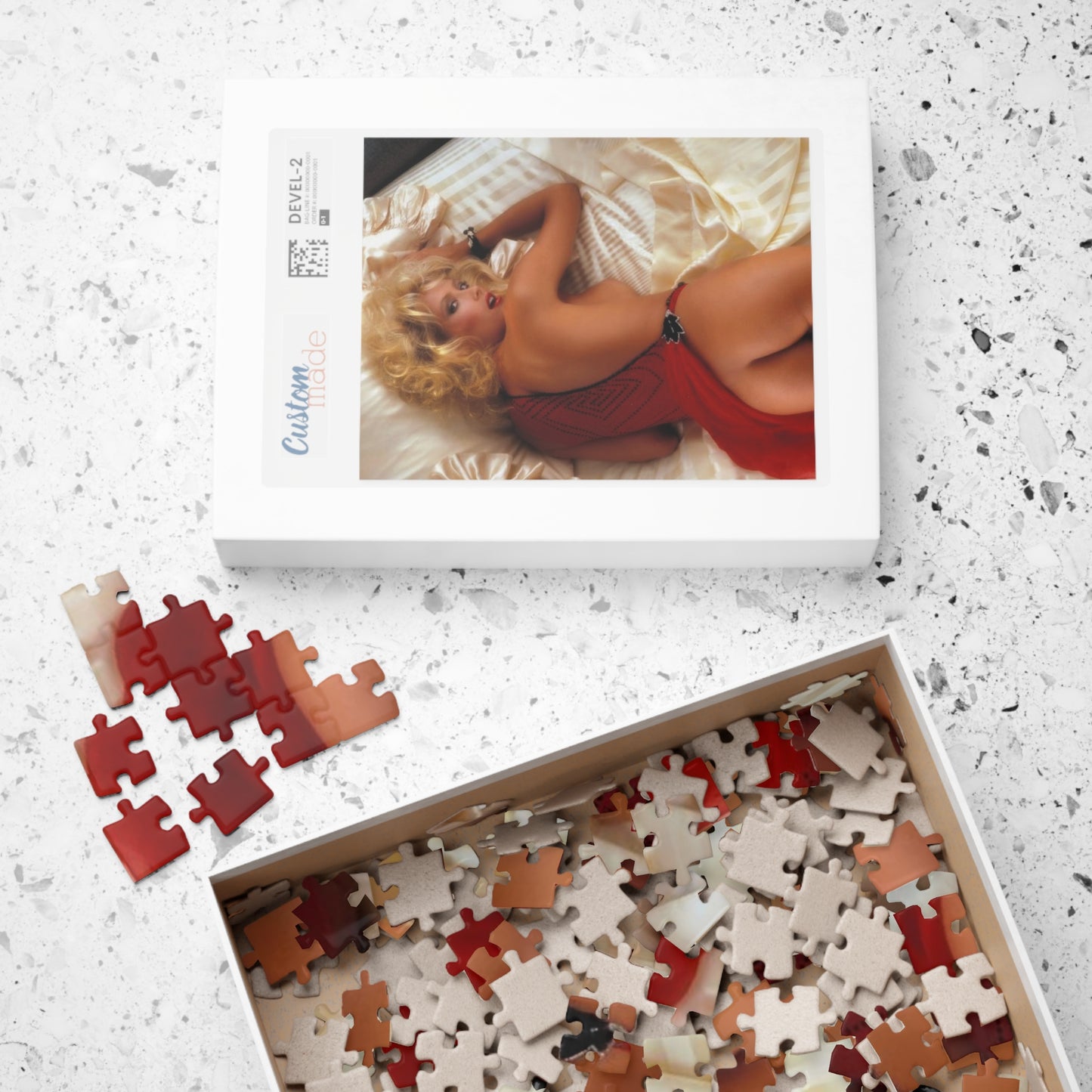 Puzzle (110, 252, 500, 1014-piece) Playboy Playmate March 1985 Donna Smith