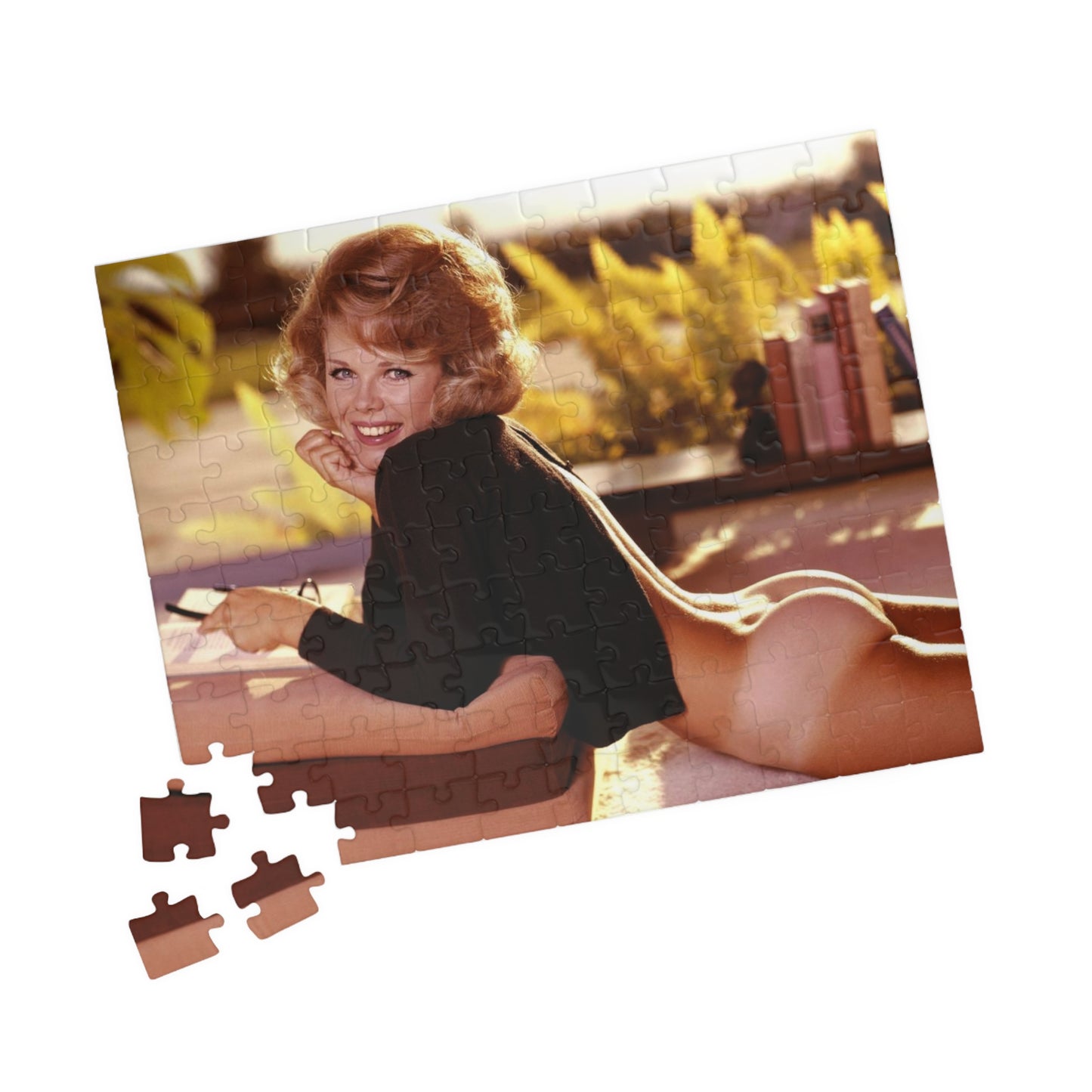 Puzzle (110, 252, 500, 1014-piece) Playboy Playmate April 1965 Sue Williams