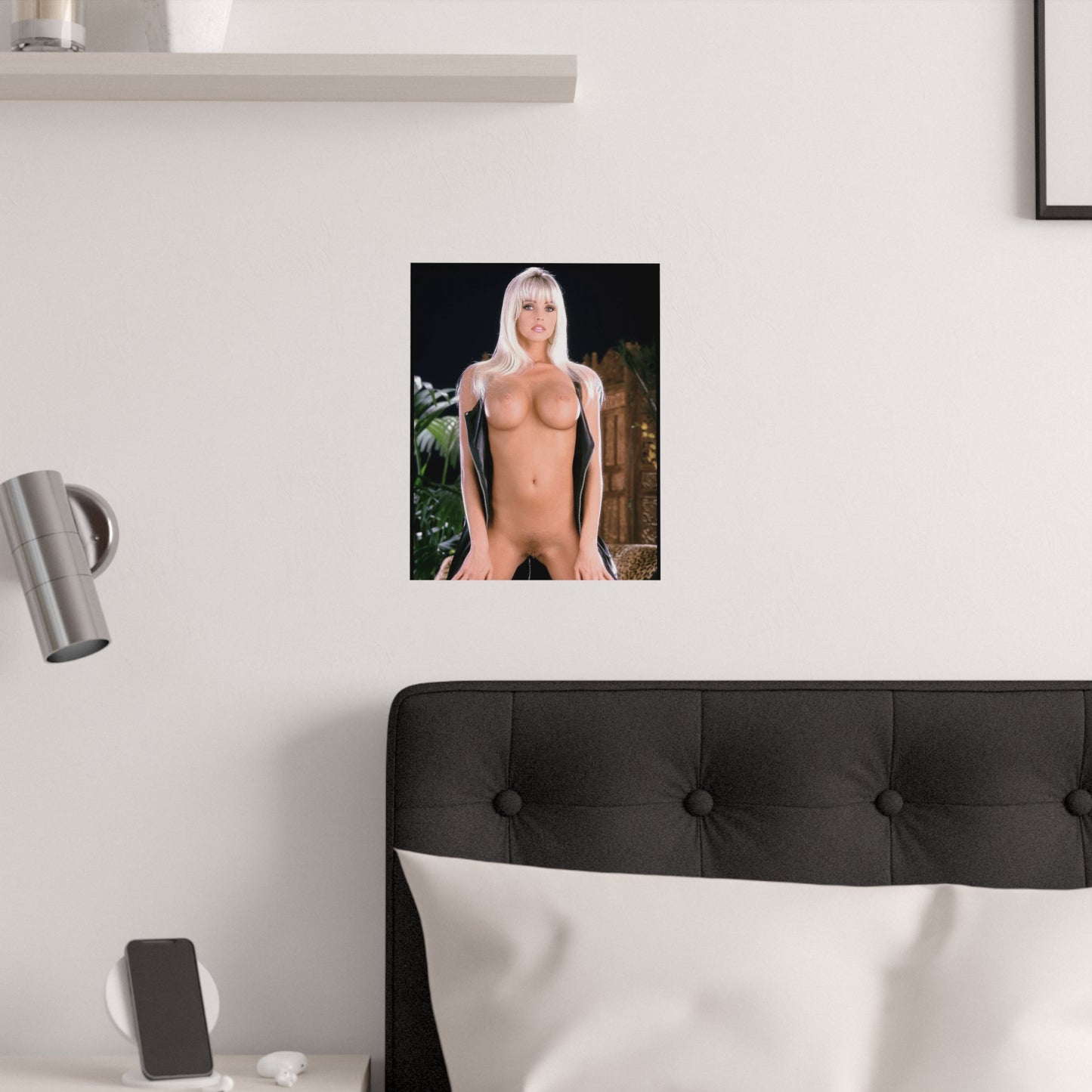 Satin Posters (210gsm) Retro Pornstar Elizabeth Ann Hilden Nude