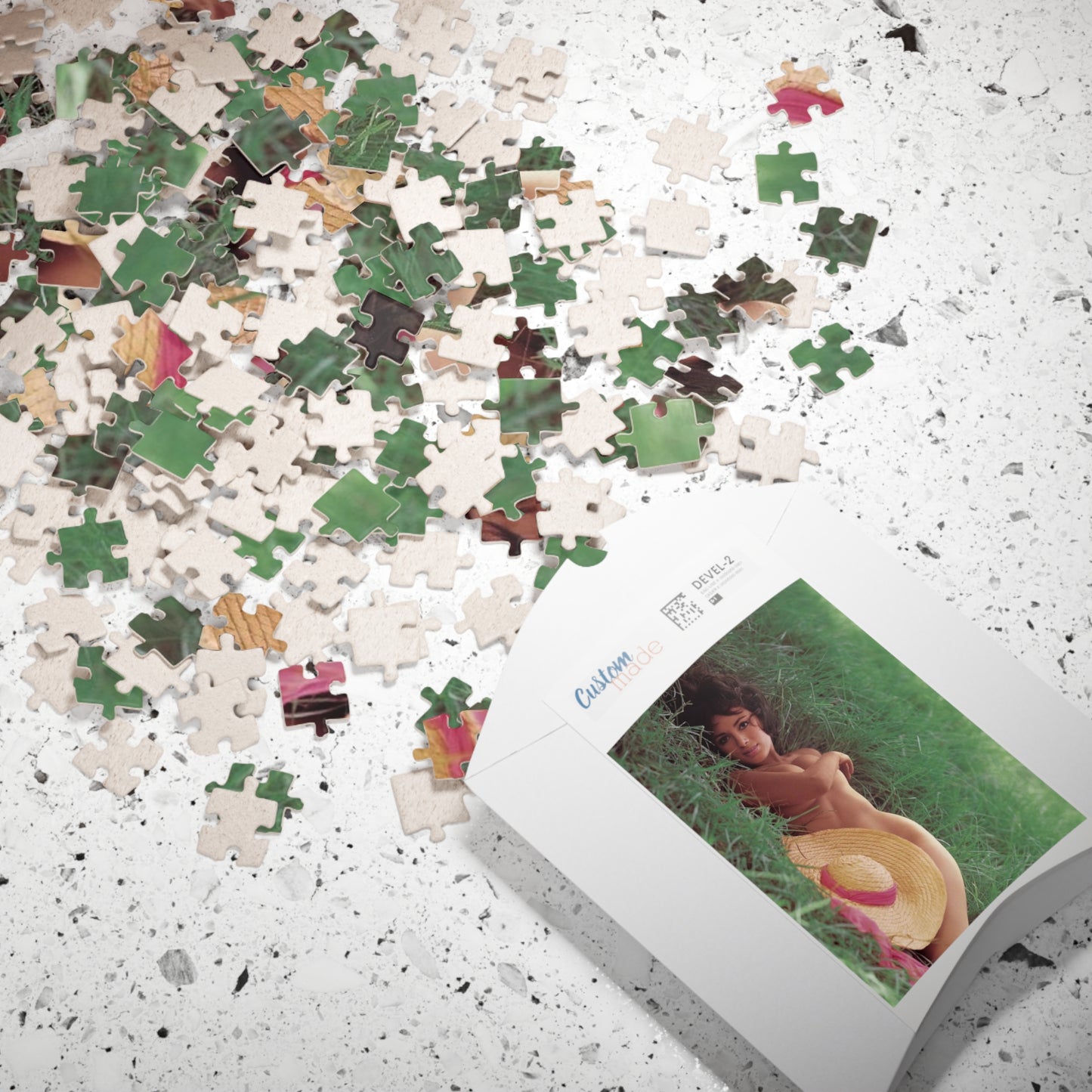 Puzzle (110, 252, 500, 1014-piece) Playboy Playmate June 1962 Merissa Mathes