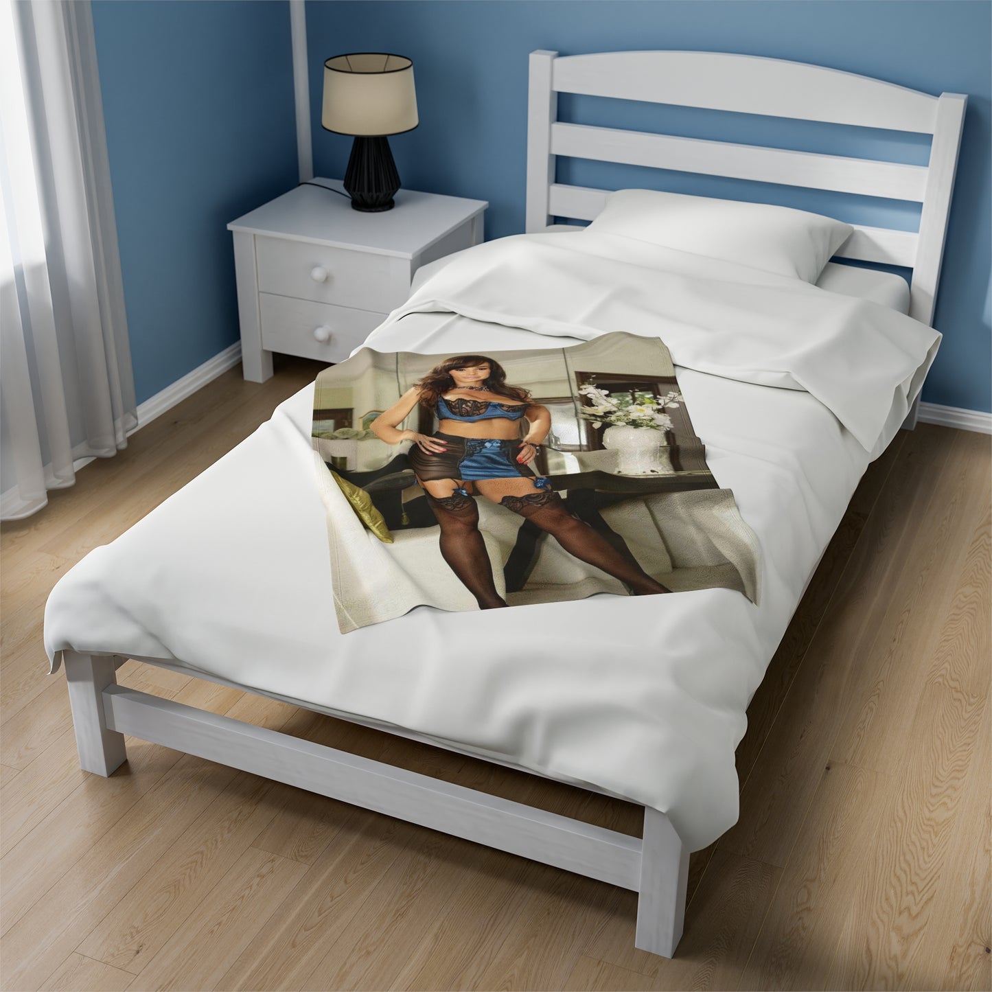 Velveteen Plush Blanket Lisa Ann Lingerie