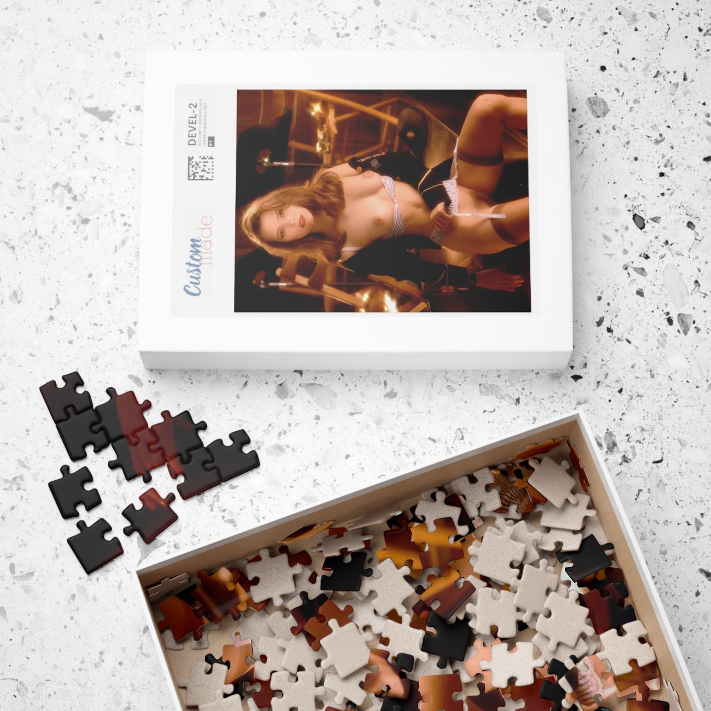 Puzzle (110, 252, 500, 1014-piece) Playboy Playmate July 1992 Amanda Hope