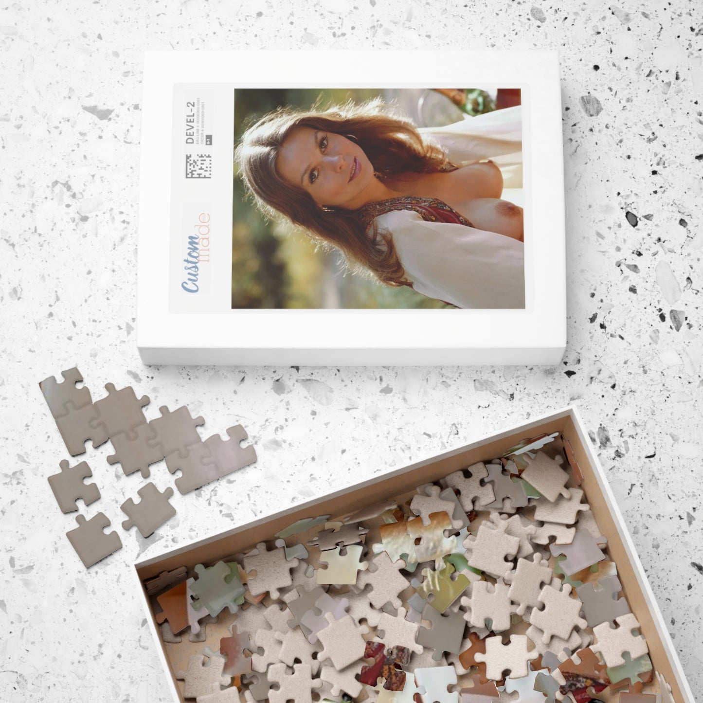 Puzzle (110, 252, 500, 1014-piece) Playboy Playmate October 1973 Valerie Lane