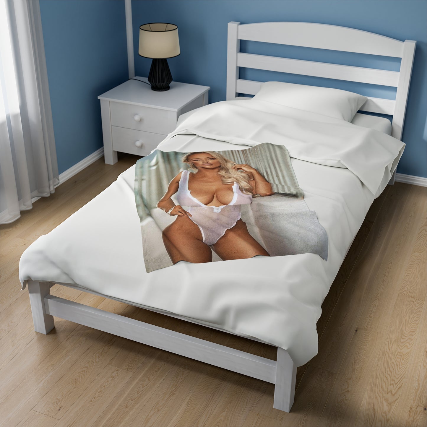 Velveteen Plush Blanket Lindsey Pelas