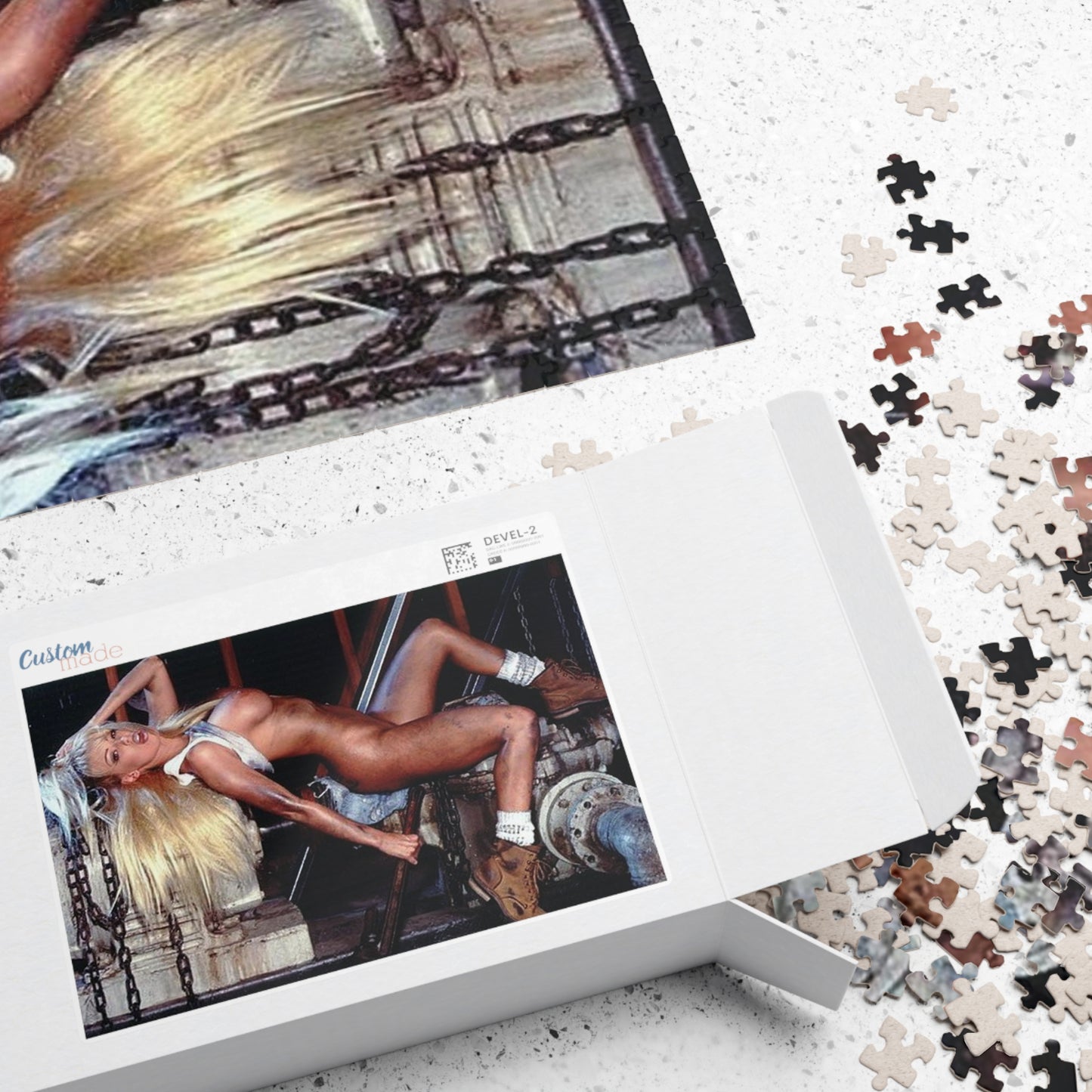 Puzzle (110, 252, 500, 1014-piece) Pornstar Jenna Jameson Nude
