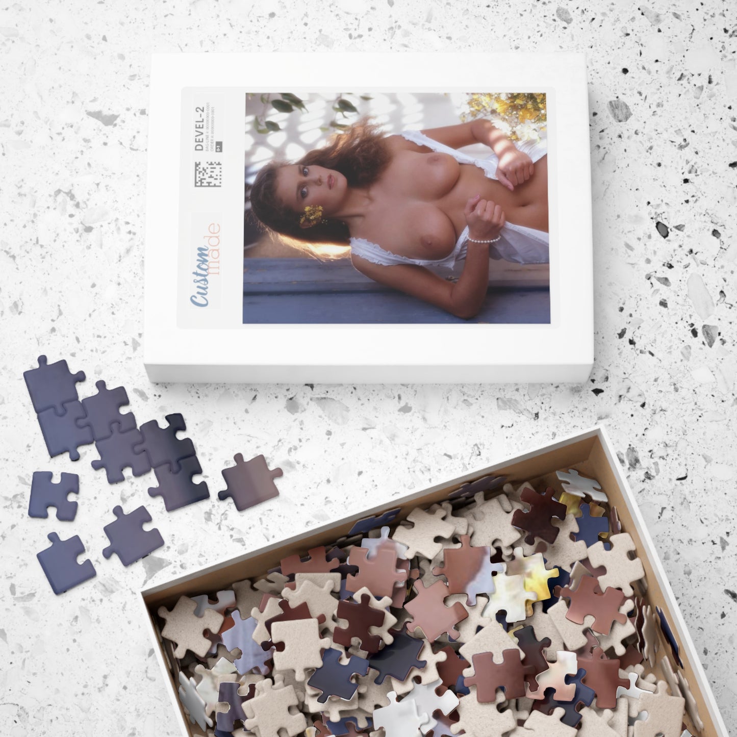 Puzzle (110, 252, 500, 1014-piece) Playboy Playmate August 1983 Carina Persson
