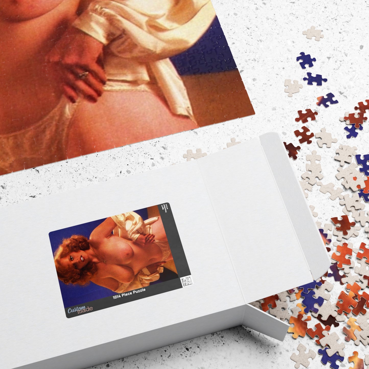 Puzzle (110, 252, 520, 1014-piece) Retro Pornstar Lisa De Leeuw Nude