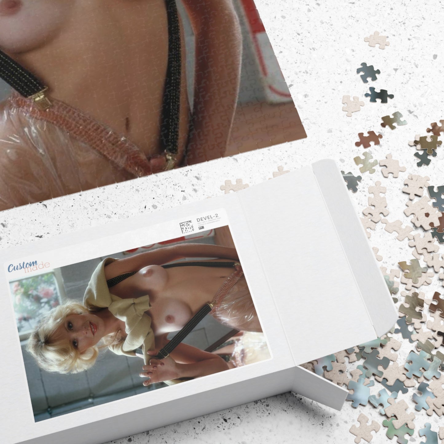 Puzzle (110, 252, 500, 1014-piece) Playboy Playmate October 1978 Marcy Hanson