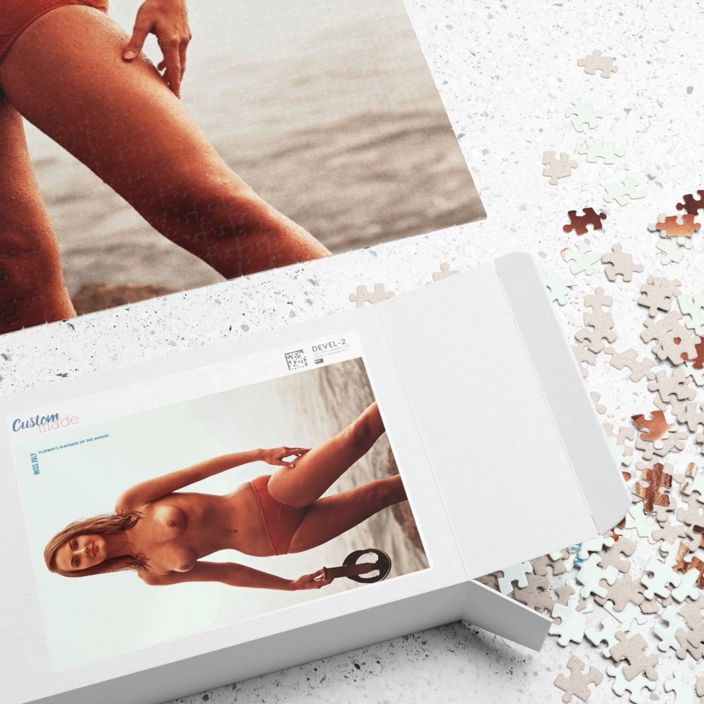Puzzle (110, 252, 500, 1014-piece) Playboy Playmate July 1967 Heather Ryan