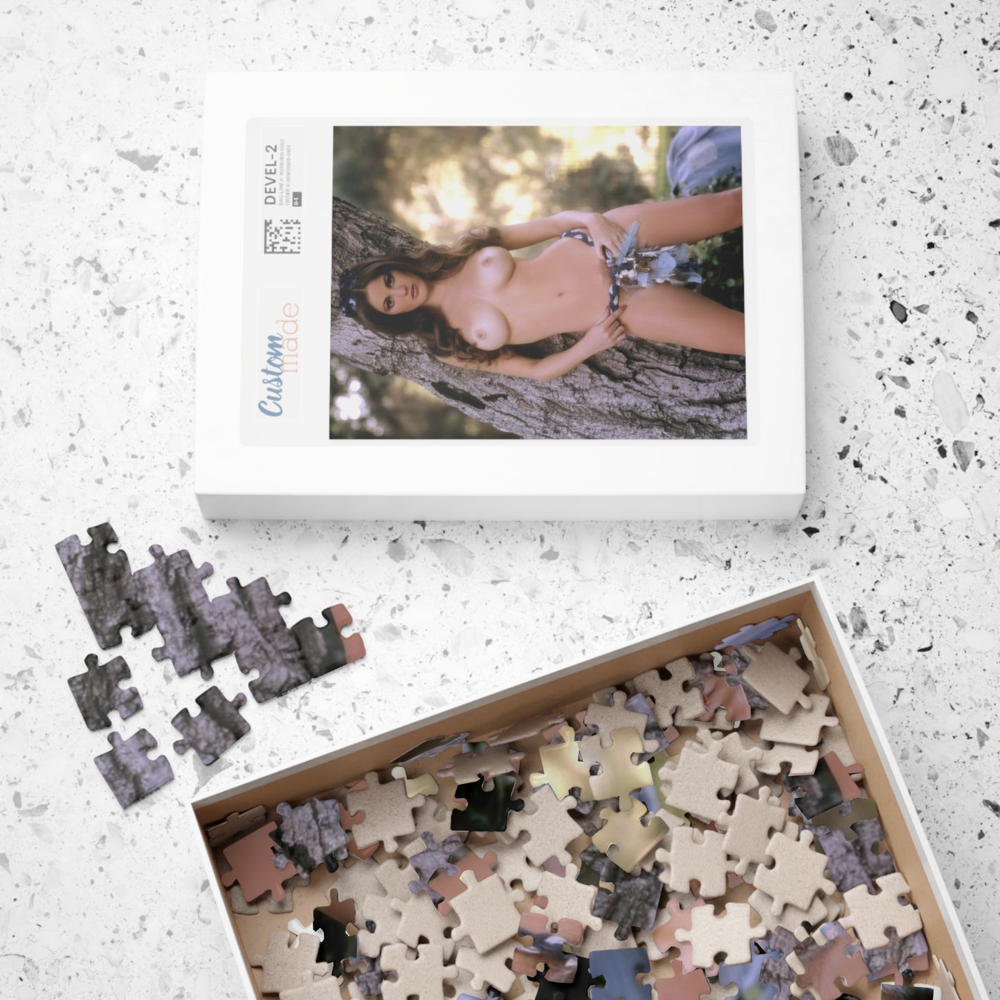 Puzzle (110, 252, 500, 1014-piece) Playboy Playmate September 1975 Mesina Miller