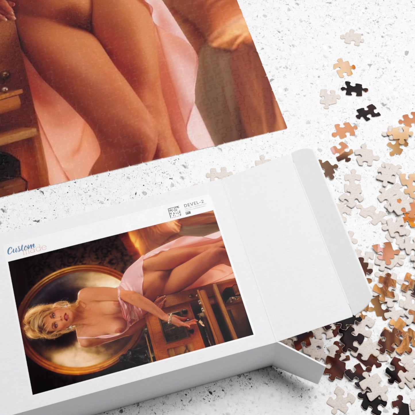 Puzzle (110, 252, 500, 1014-piece) Playboy Playmate July 1993 Leisa Sheridan