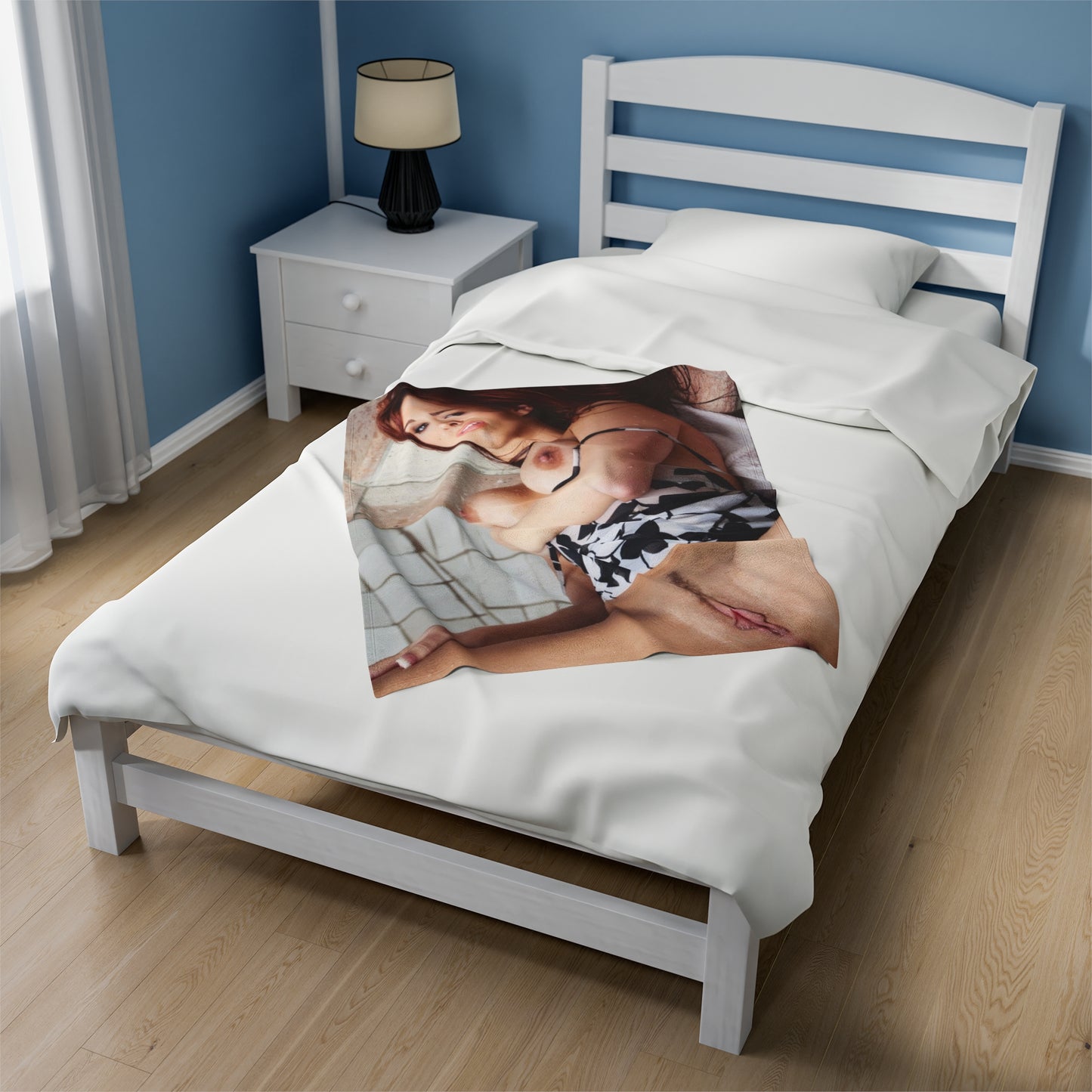 Velveteen Plush Blanket Penthouse Pet December 2010 Sabrina Maree
