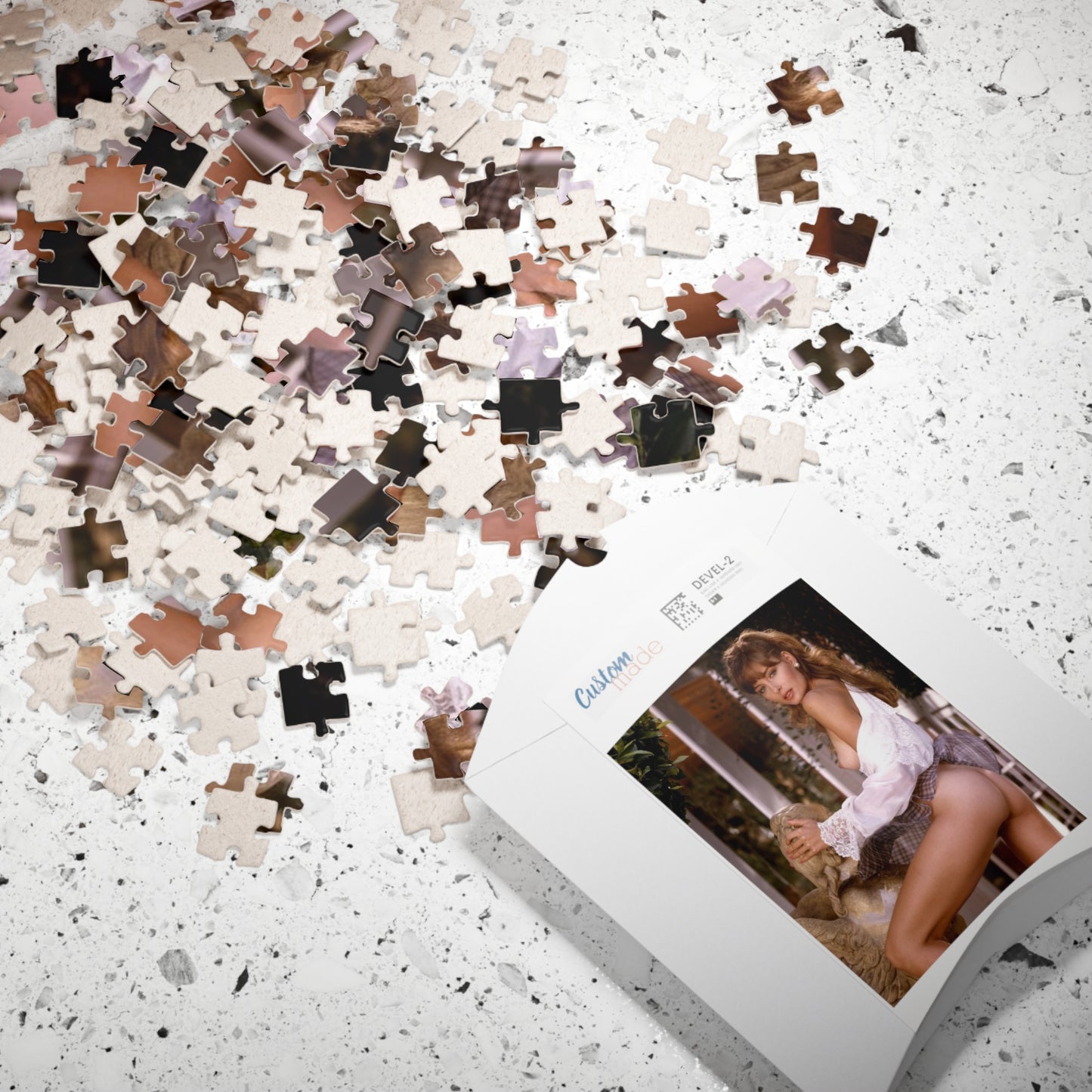 Puzzle (110, 252, 500, 1014-piece) Playboy Playmate June 1990 Bonnie Marino