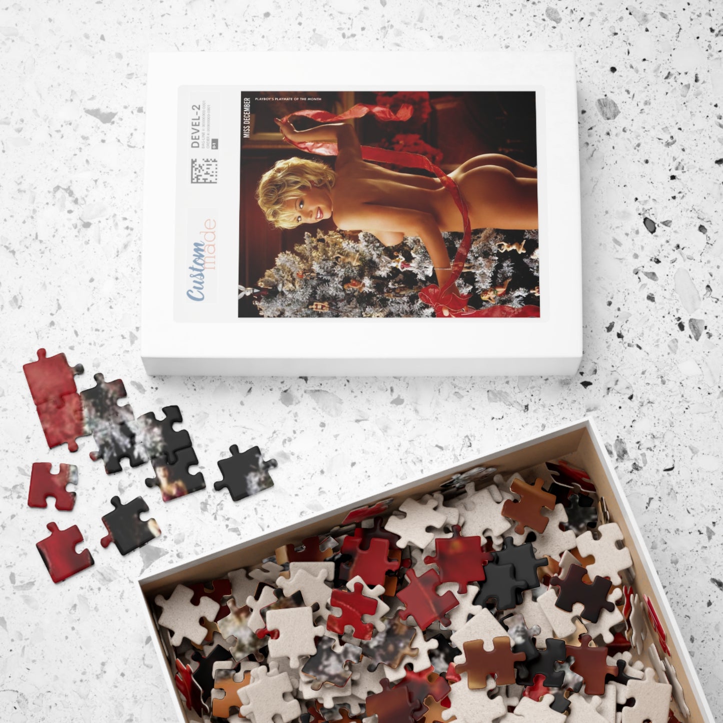 Puzzle (110, 252, 500, 1014-piece) Playboy Playmate December 2002 Lani Todd