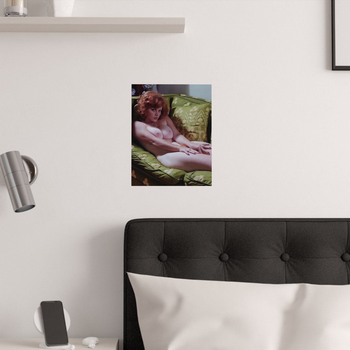Satin Posters (210gsm) Retro Pornstar Lisa De Leeuw Nude