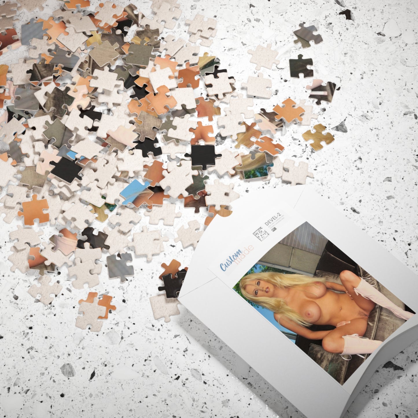 Puzzle (110, 252, 500, 1014-piece) Pornstar Jenna Jameson Nude