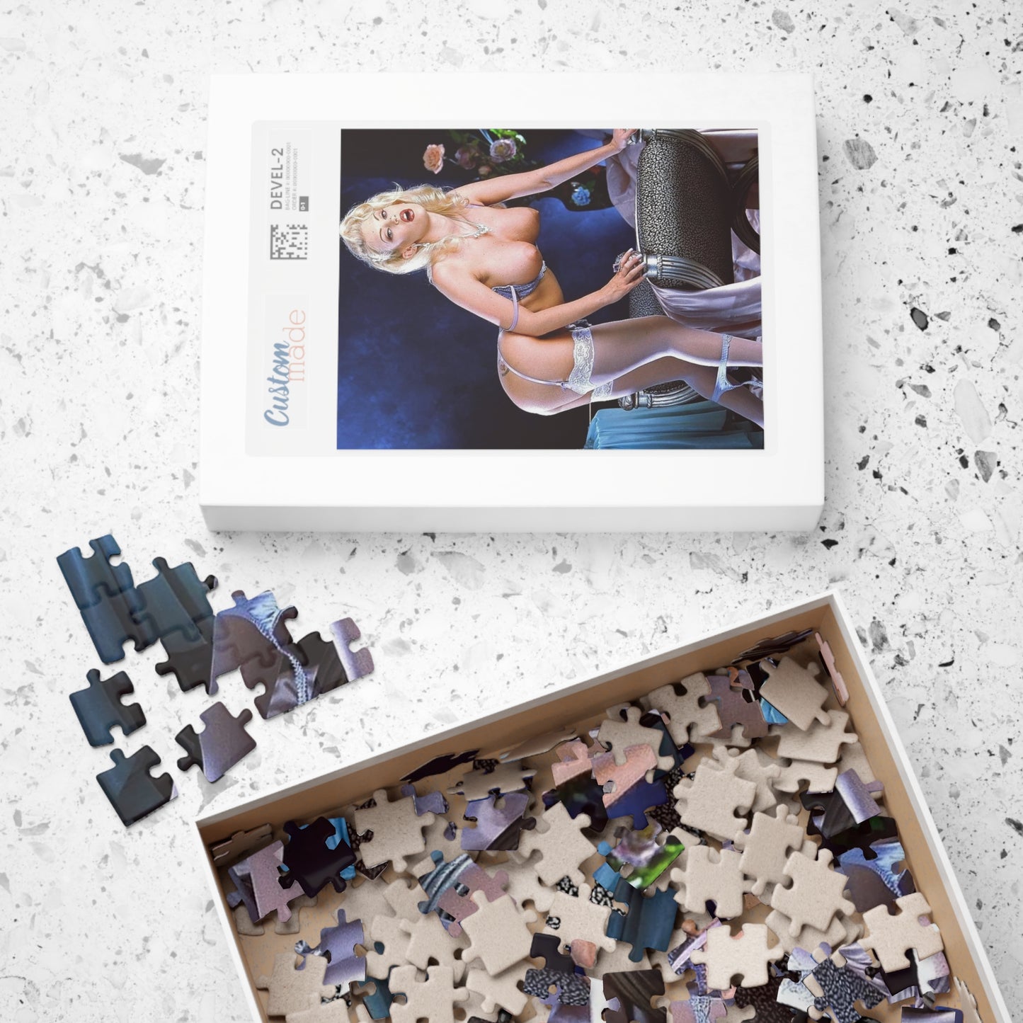 Puzzle (110, 252, 500, 1014-piece) Pornstar Jenna Jameson Nude