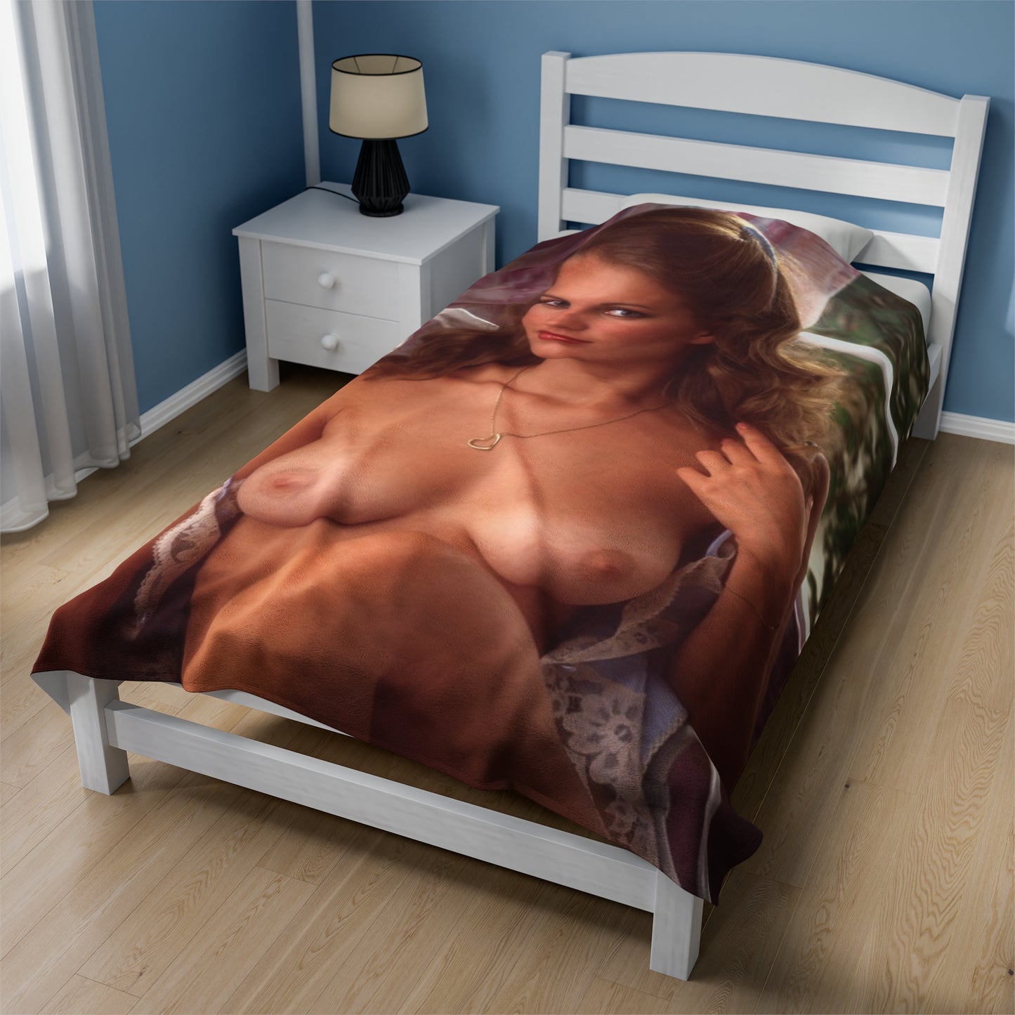 Velveteen Plush Blanket Playboy Playmate September 1980 Lisa Welch