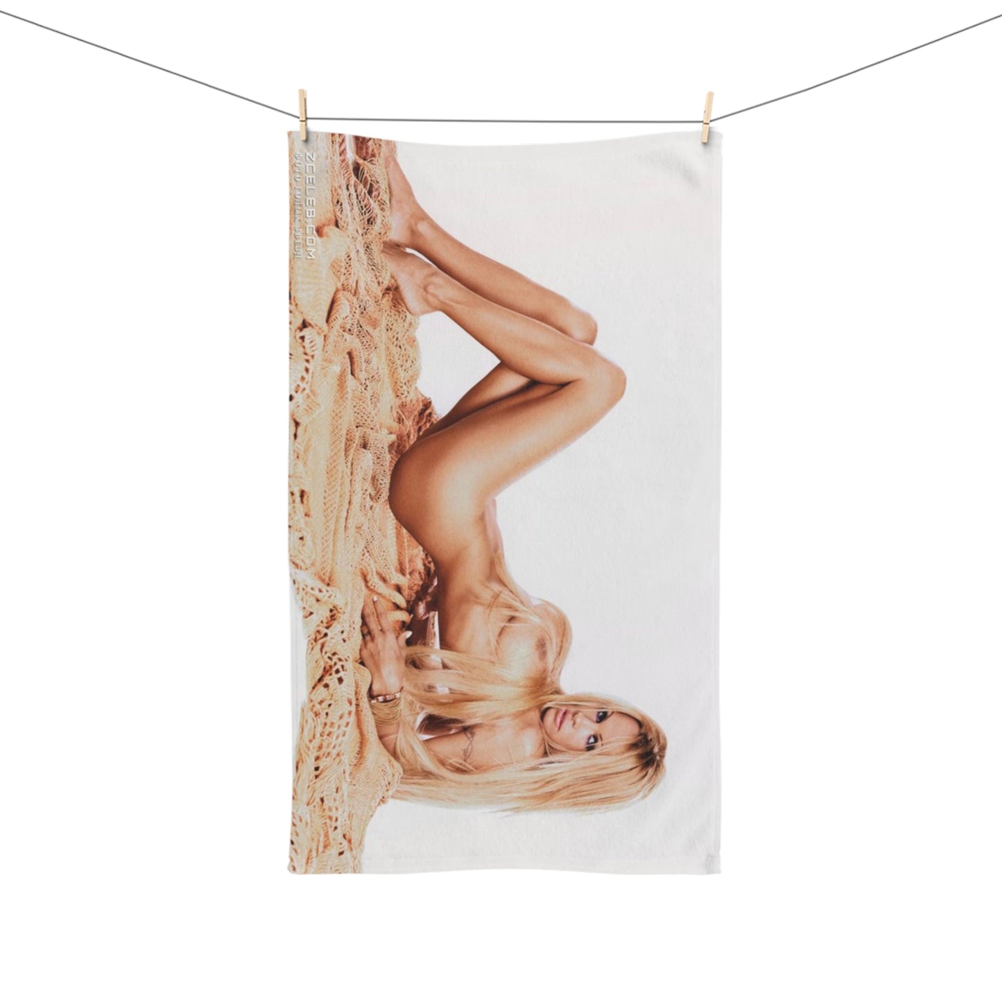 Hand Towel Pamela Nude