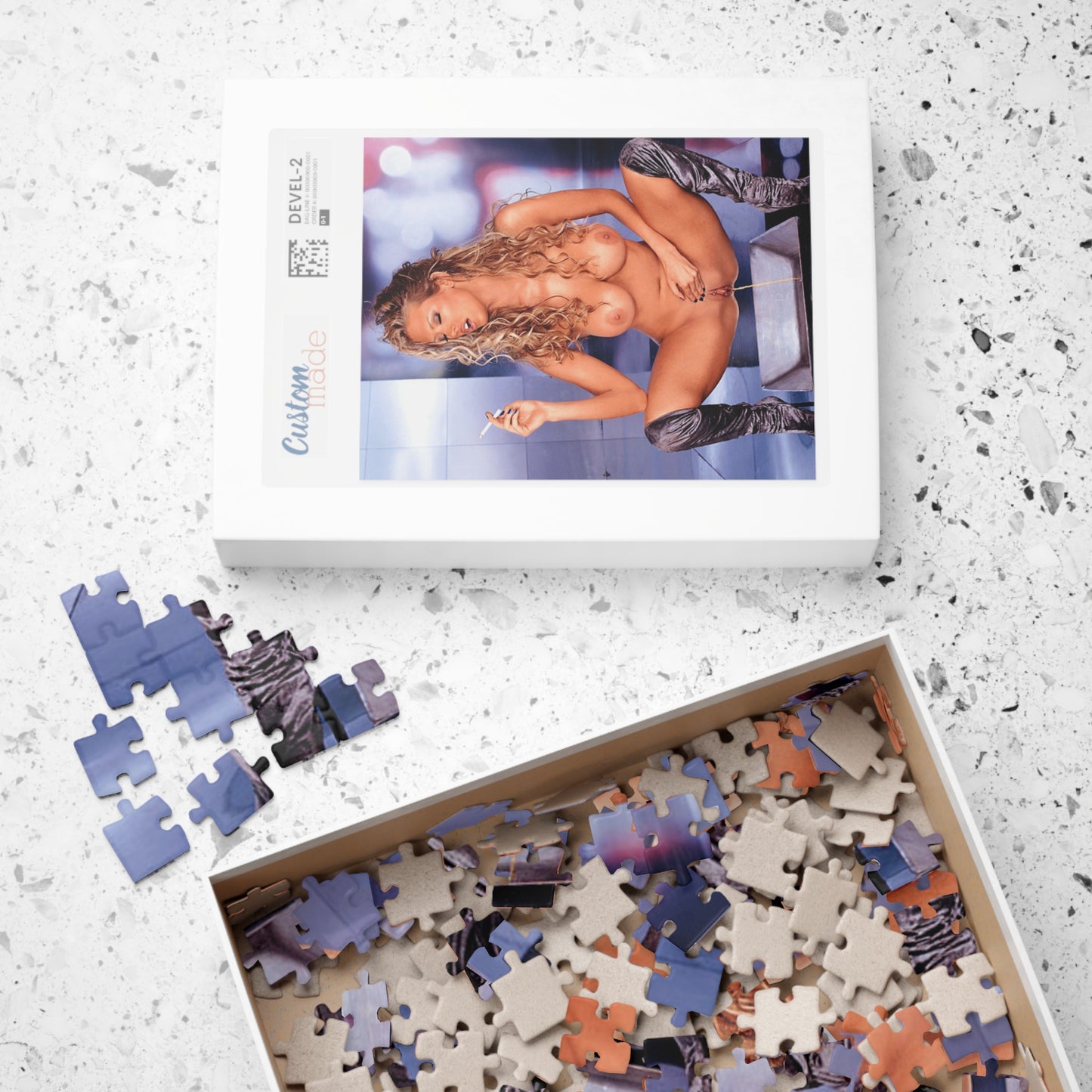 Puzzle (110, 252, 520, 1014-piece) Jenna Jameson