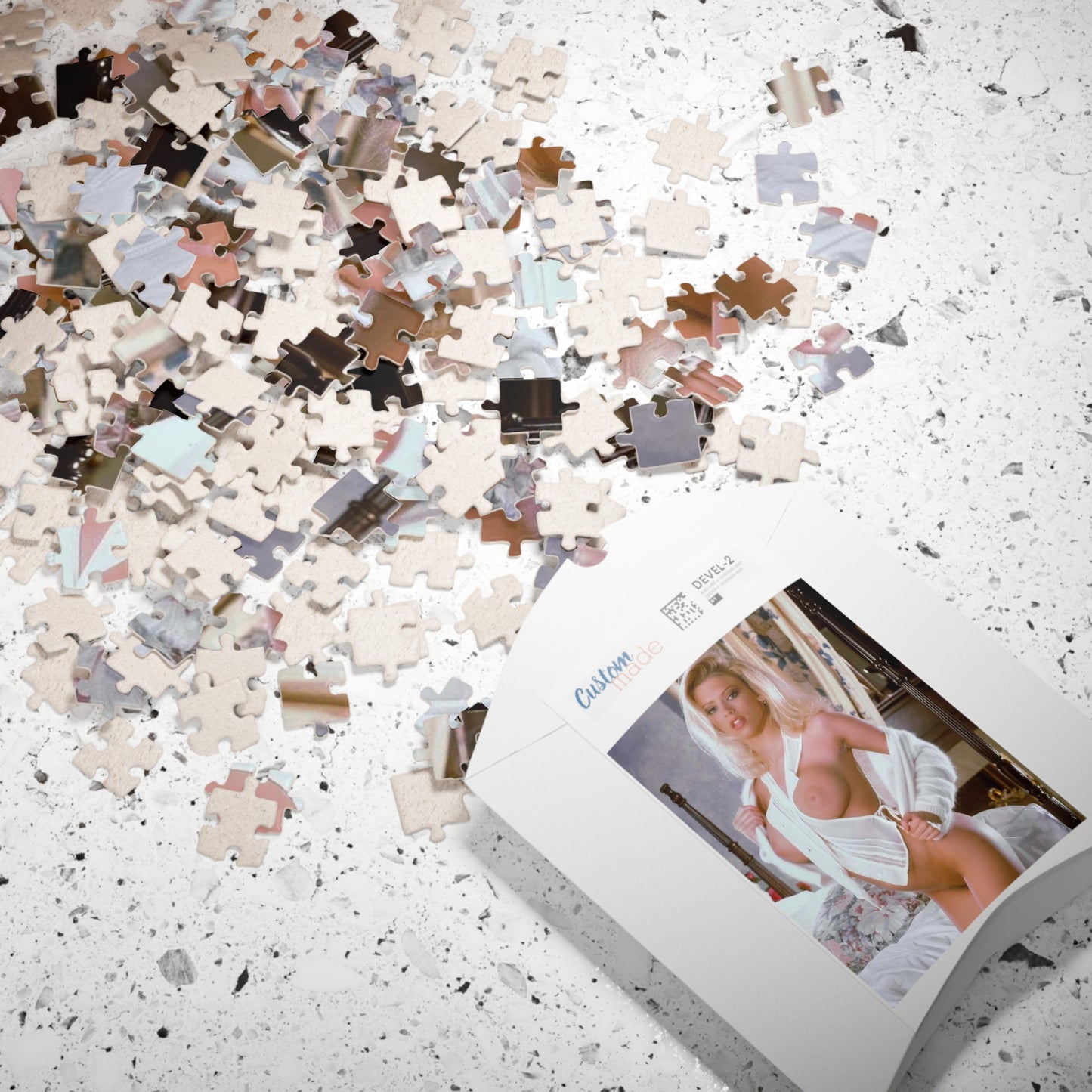 Puzzle (110, 252, 500, 1014-piece) Pornstar Jenna Jameson Nude