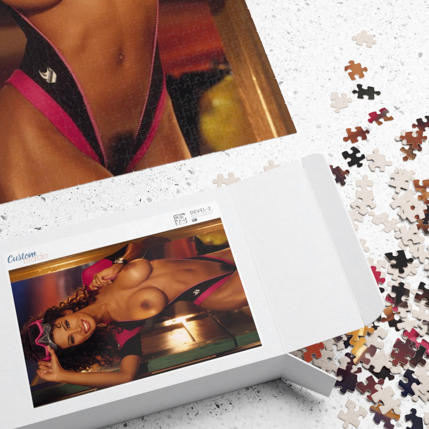 Puzzle (110, 252, 500, 1014-piece) Playboy Playmate June 1996 Karin Taylor
