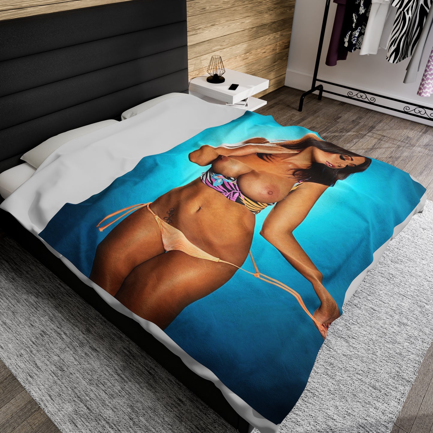 Velveteen Plush Blanket Holly Peers Nude