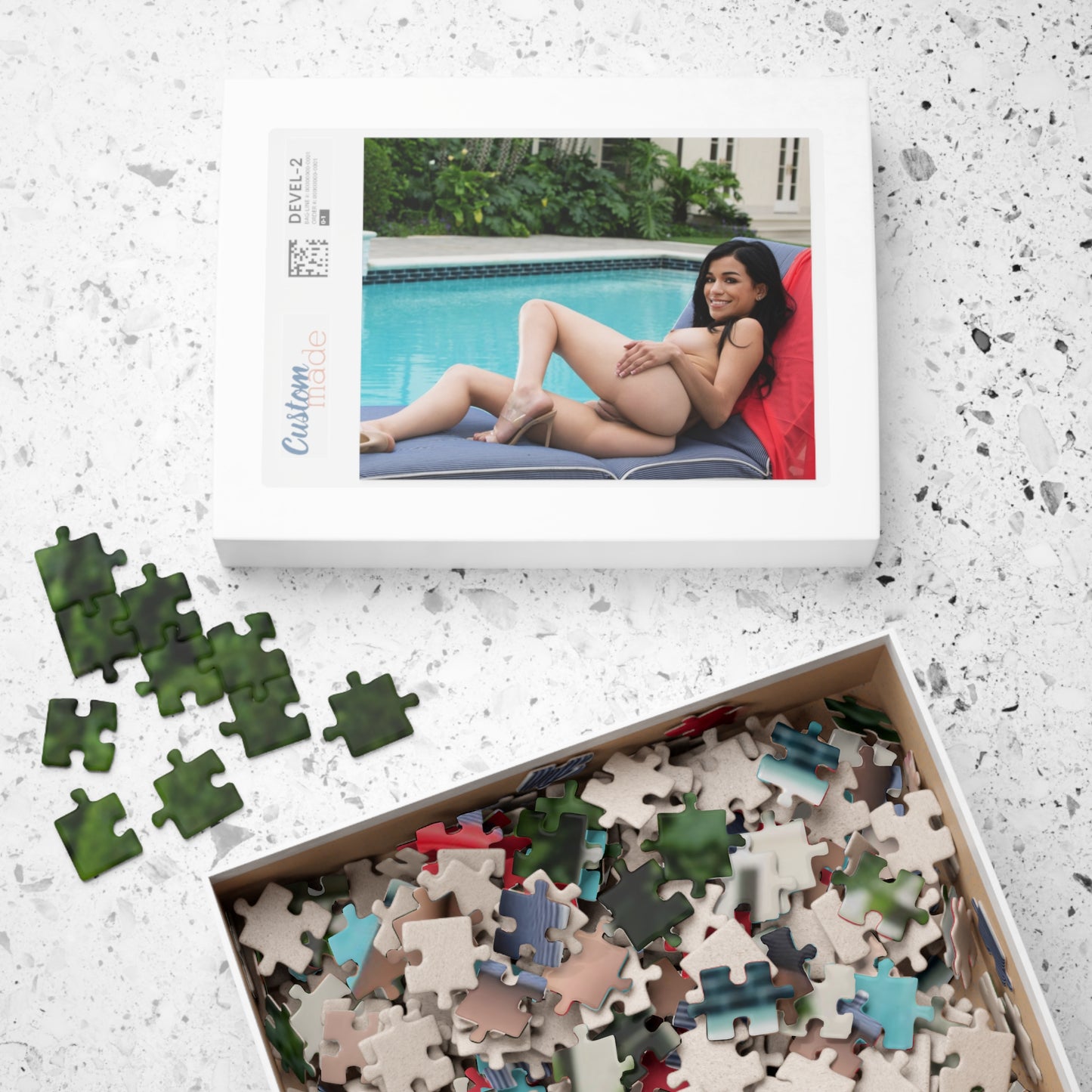 Puzzle (110, 252, 500, 1014-piece) Penthouse Pet August 2019 Savannah Sixx