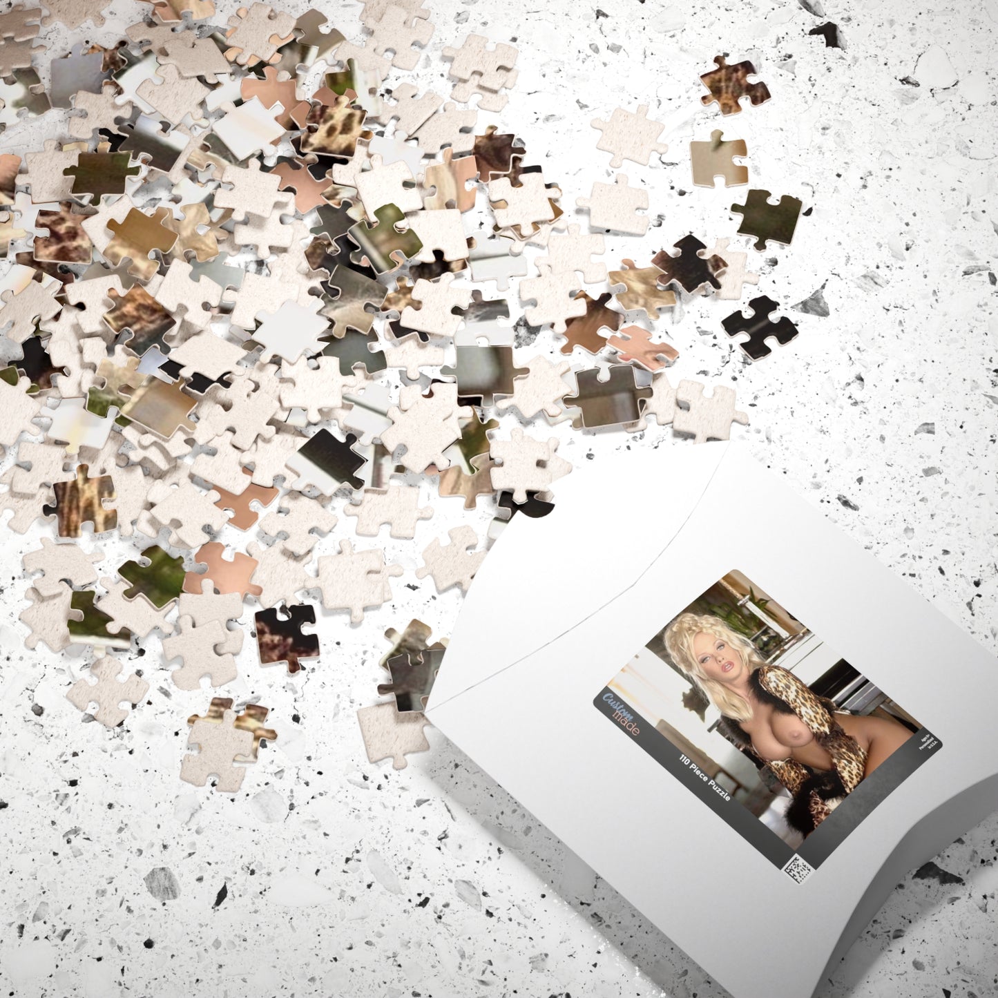 Puzzle (110, 252, 520, 1014-piece) Pornstar Chloe Jones Nude