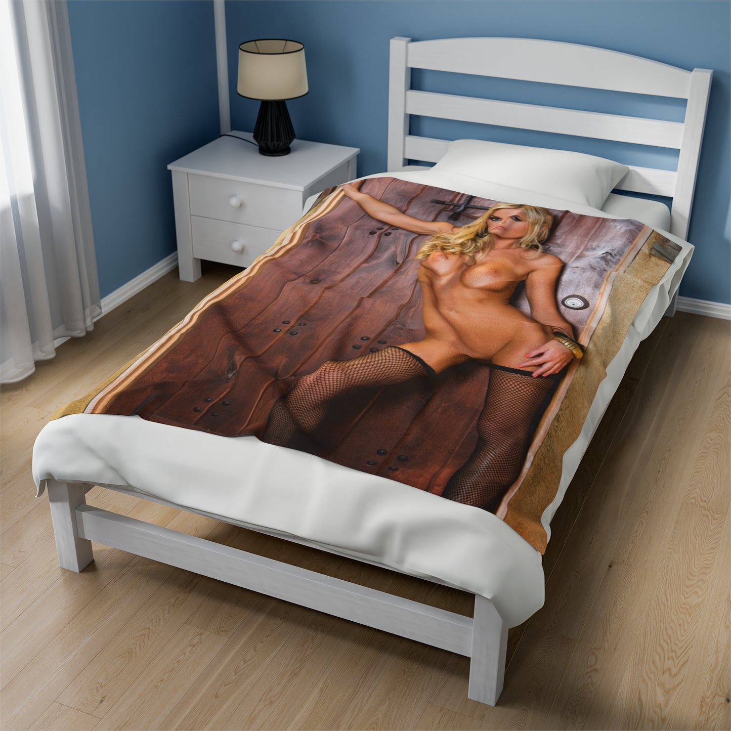Velveteen Plush Blanket Penthouse Pet August 2010 Mckenzee Miles