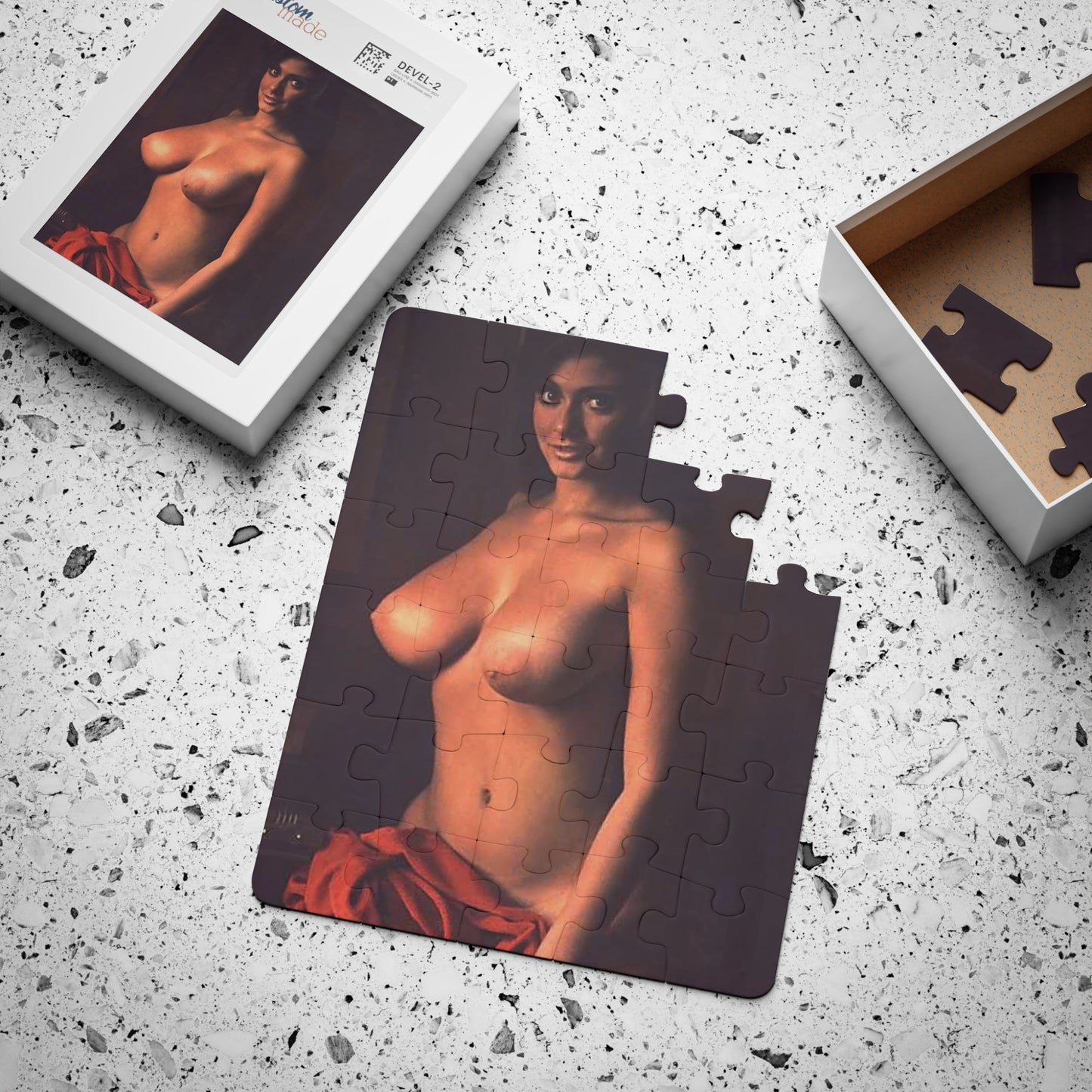 Puzzle, 30-Piece Playboy Playmate Cynthia Myers Nude