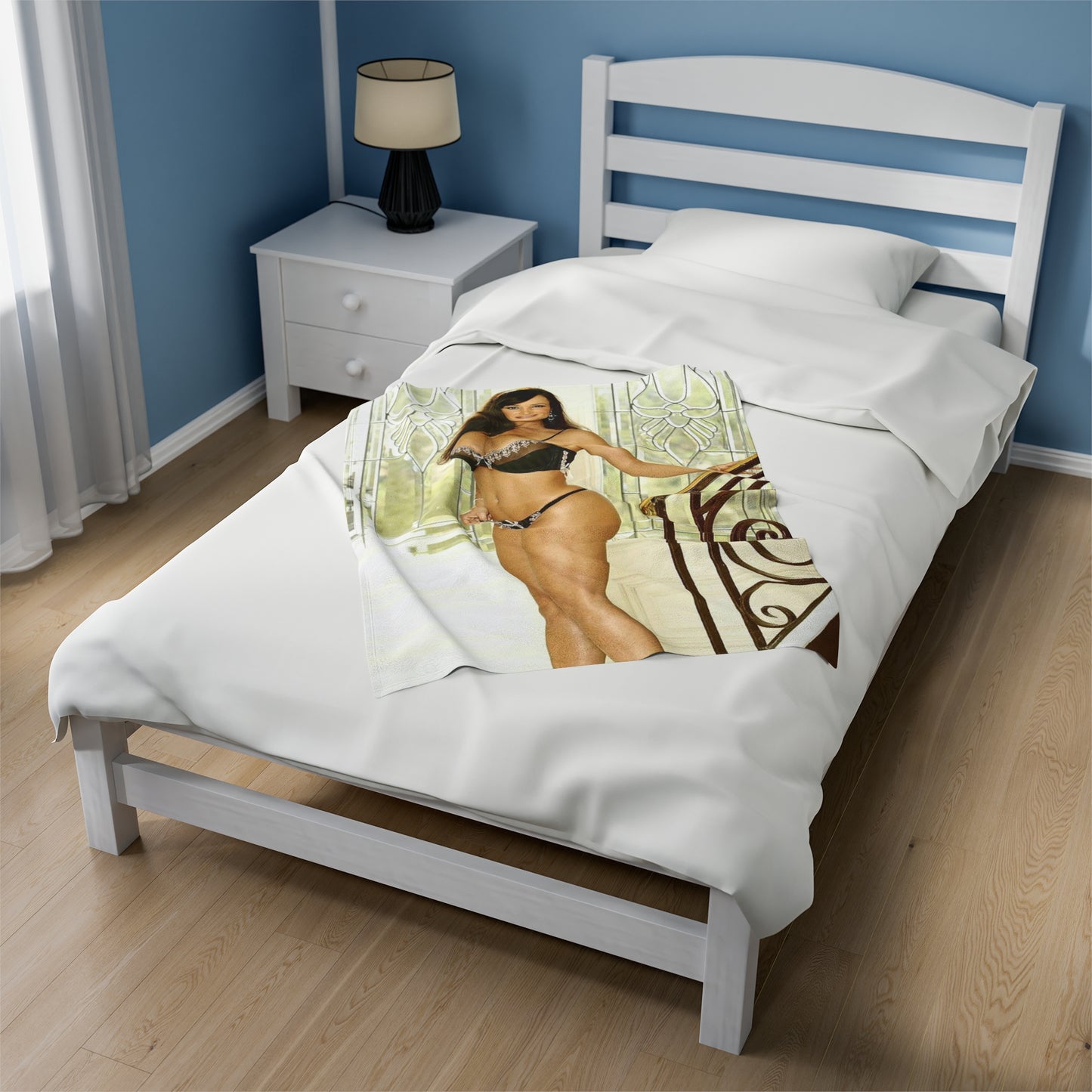 Velveteen Plush Blanket Lisa Ann Lingerie