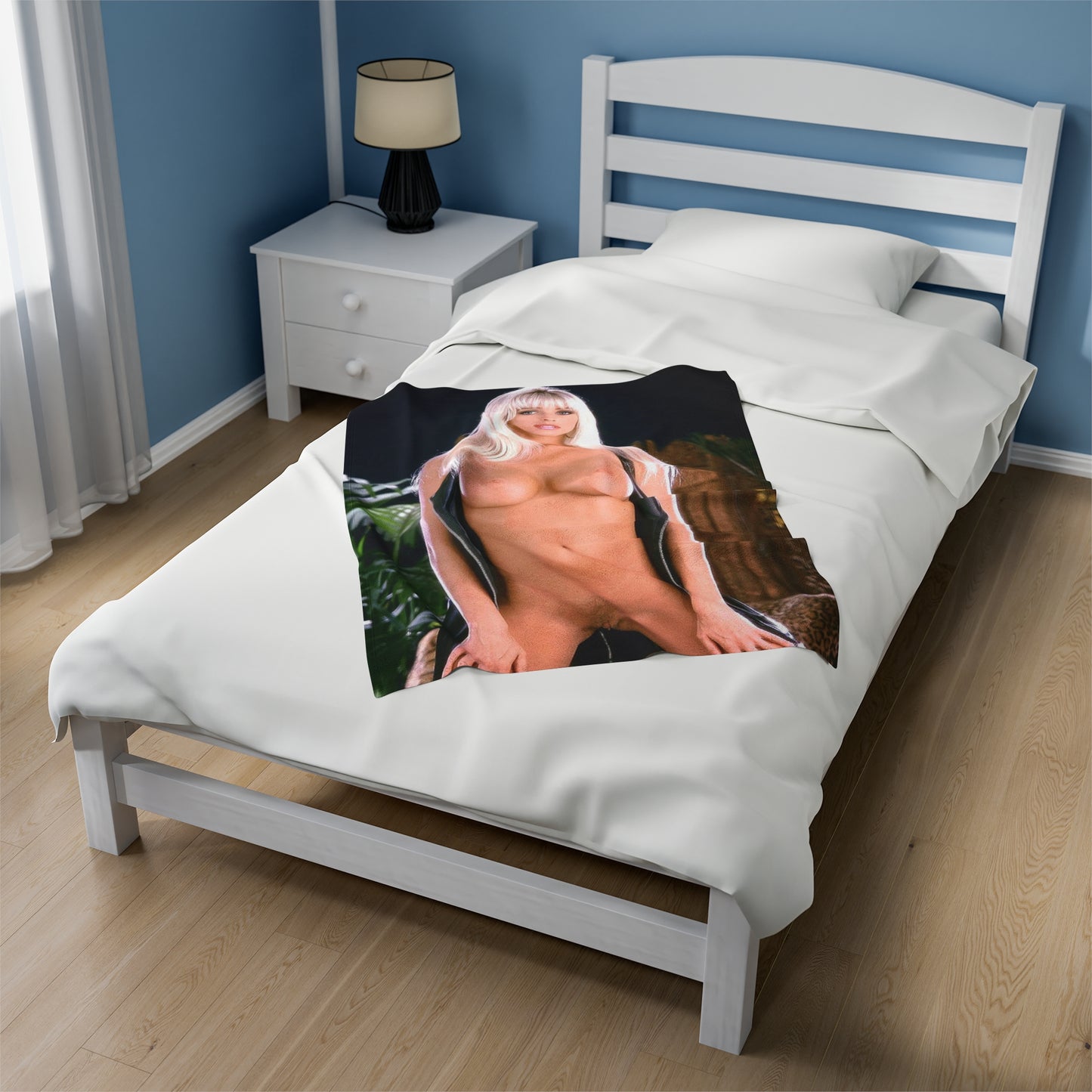 Velveteen Plush Blanket Retro Pornstar Elizabeth Ann Hilden Nude