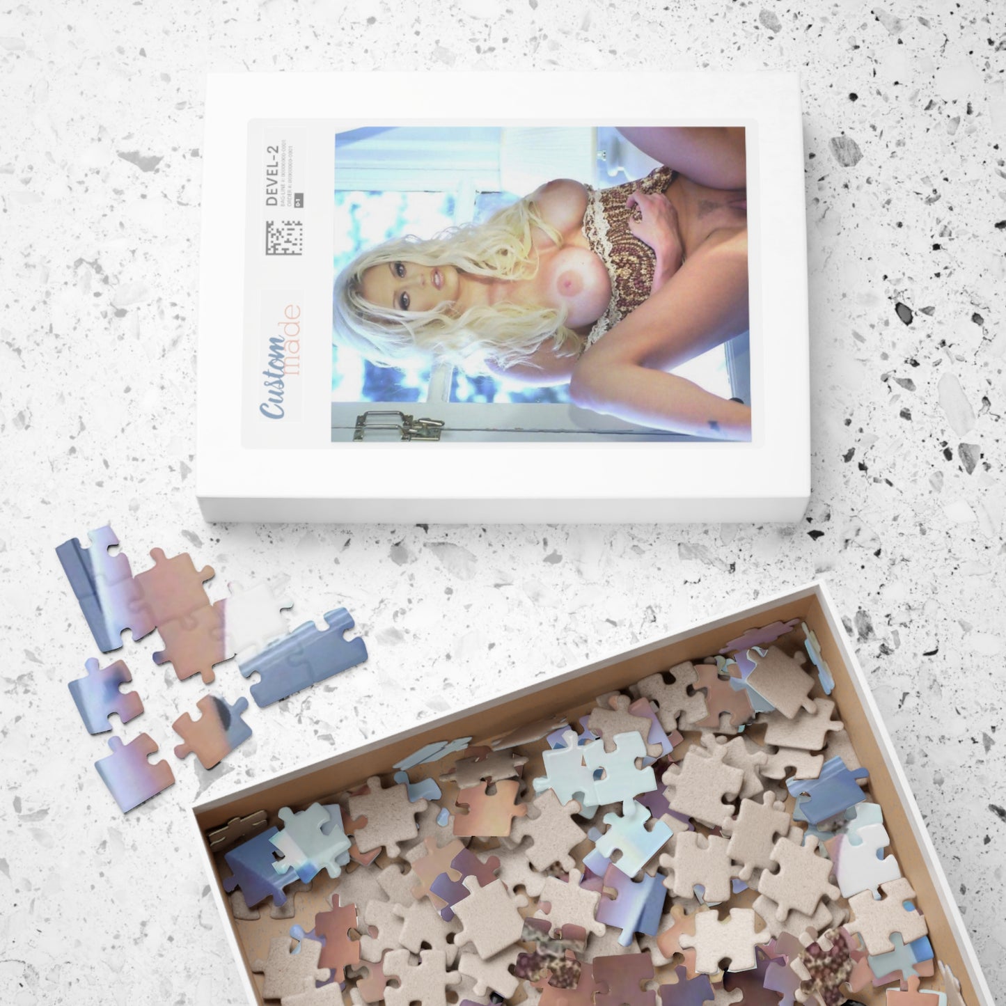 Puzzle (110, 252, 500, 1014-piece) Pornstar Jenna Jameson Nude
