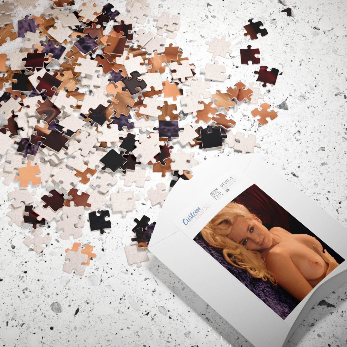 Puzzle (110, 252, 500, 1014-piece) Playboy Playmate November 1970 Avis Miller