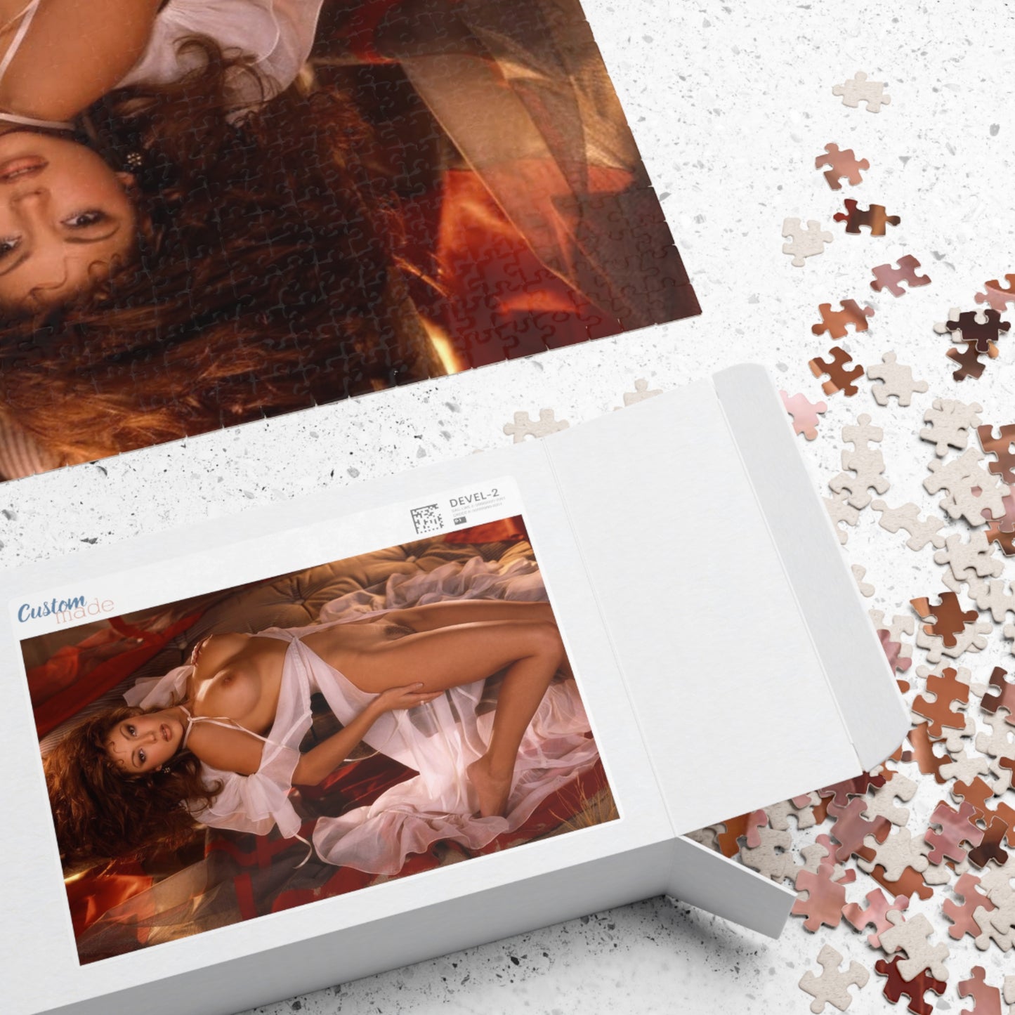 Puzzle (110, 252, 500, 1014-piece) Playboy Playmate Sept 1998 Vanessa Gleason