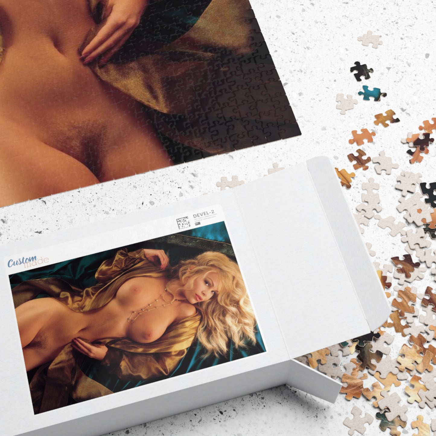 Puzzle (110, 252, 500, 1014-piece) Playboy Playmate Jan 1995 Melissa Holliday