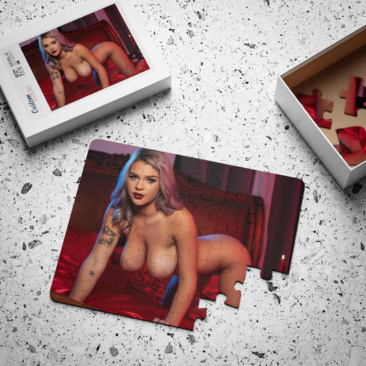 Puzzle, 30-Piece Porn Star Gabbie Carter Nude