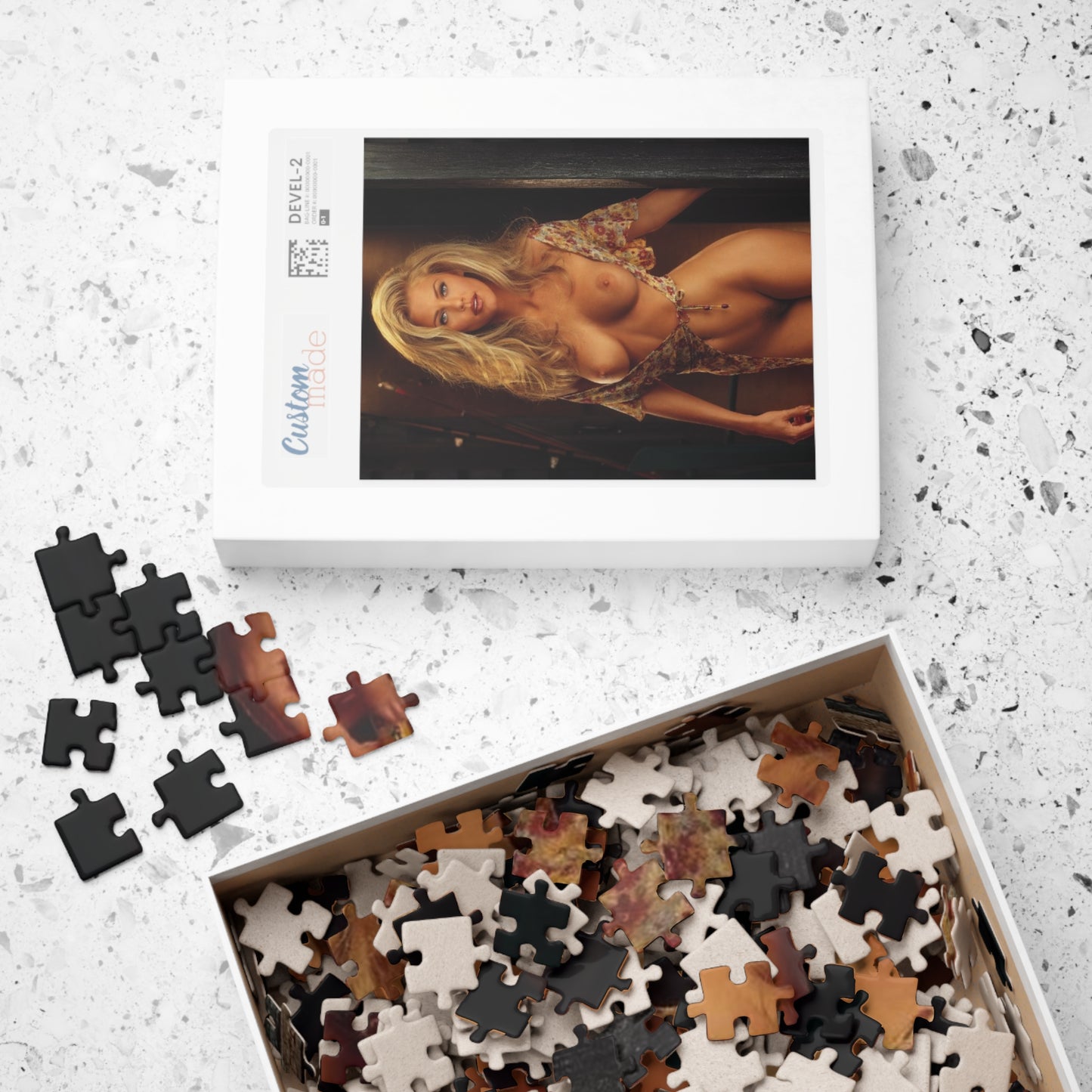Puzzle (110, 252, 500, 1014-piece) Playboy Playmate July 1995 Heidi Mark