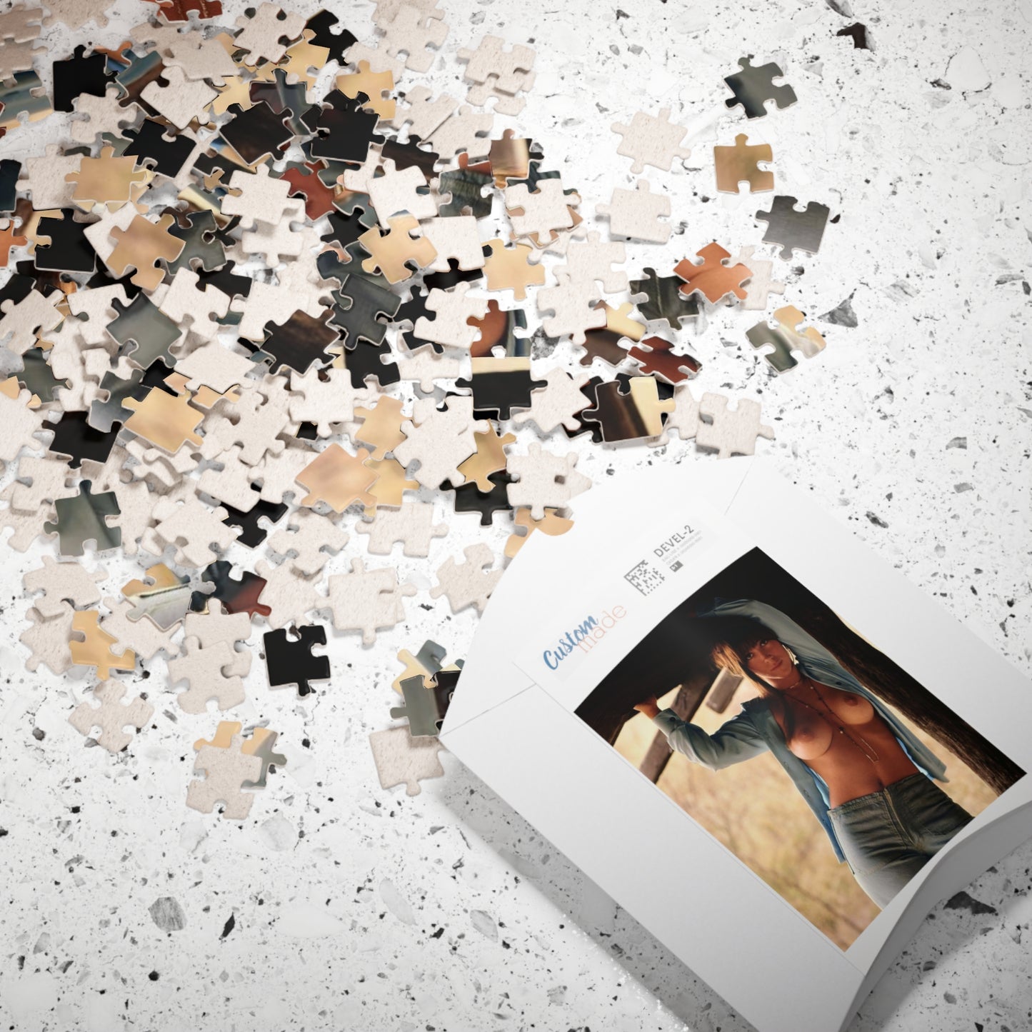 Puzzle (110, 252, 500, 1014-piece) Playboy Playmate August 1969 Debbie Hooper