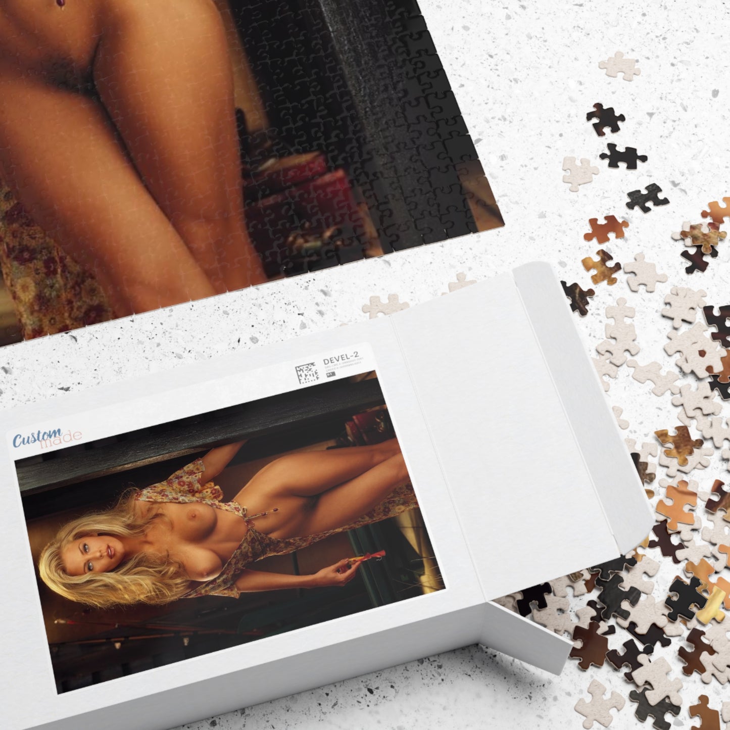 Puzzle (110, 252, 500, 1014-piece) Playboy Playmate July 1995 Heidi Mark
