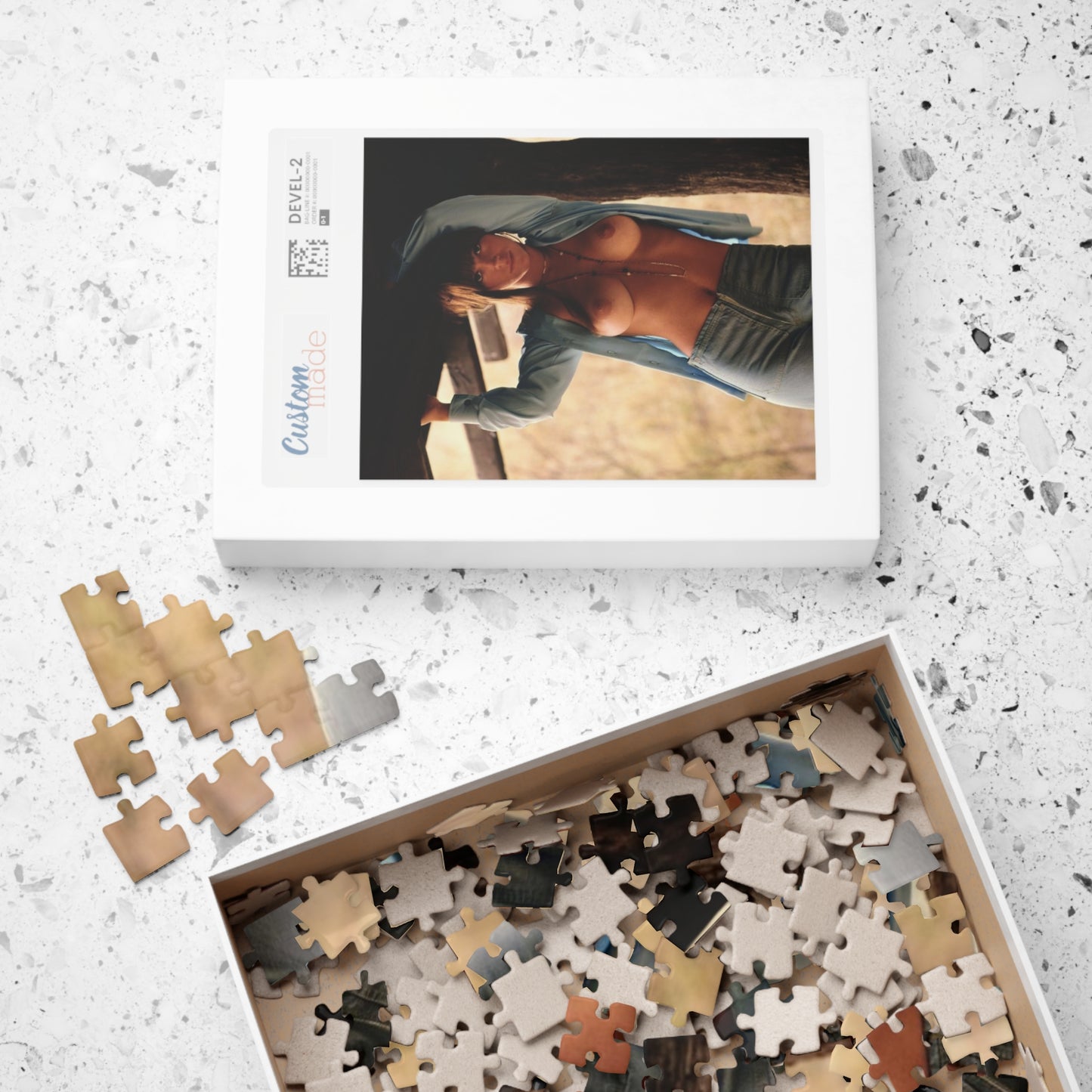 Puzzle (110, 252, 500, 1014-piece) Playboy Playmate August 1969 Debbie Hooper