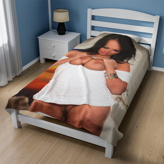 Velveteen Plush Blanket Anissa Kate Nude