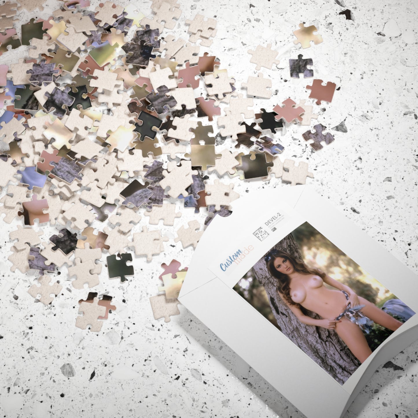 Puzzle (110, 252, 500, 1014-piece) Playboy Playmate September 1975 Mesina Miller