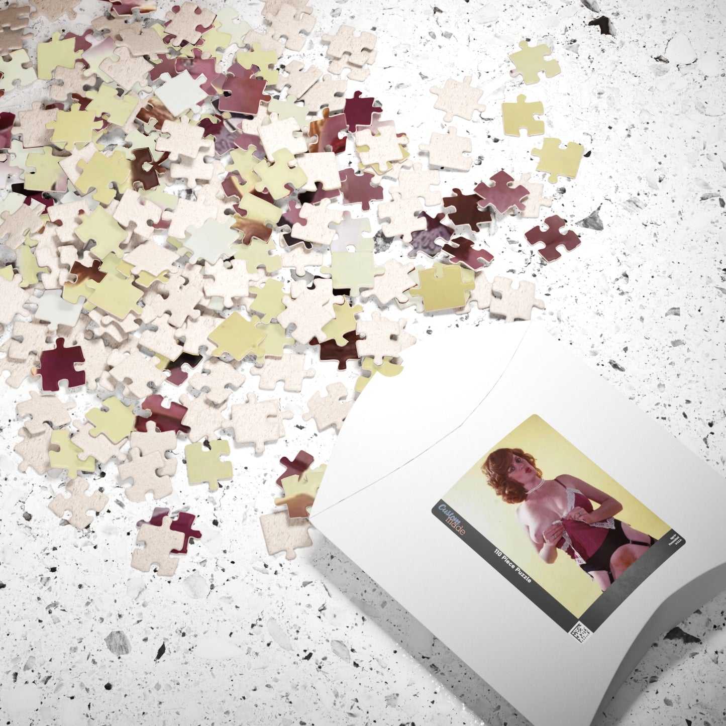 Puzzle (110, 252, 520, 1014-piece) Retro Pornstar Lisa De Leeuw Nude