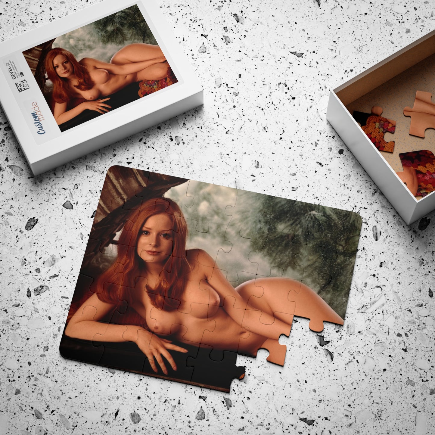 Puzzle, 30-Piece Playboy Playmate February 1971 Willy Rey