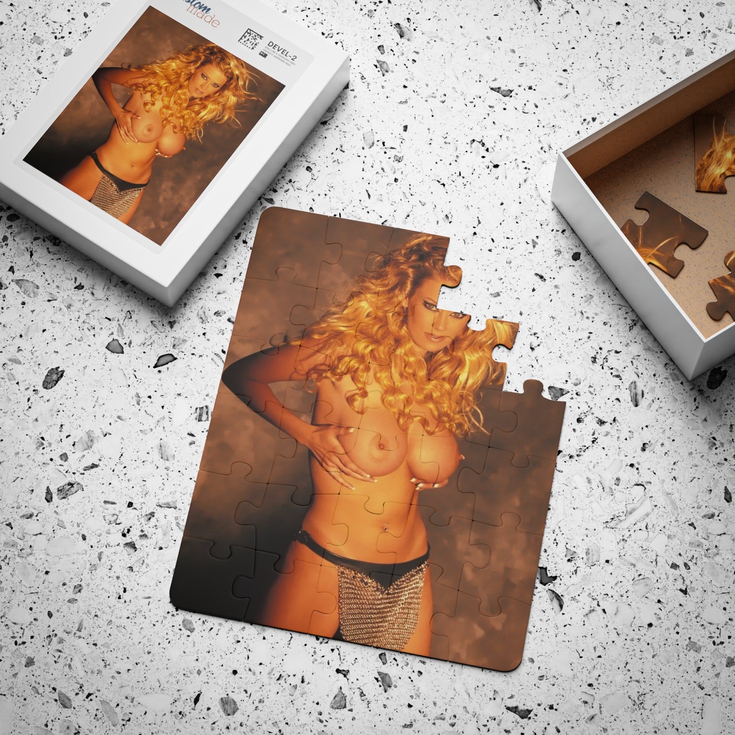 Puzzle, 30-Piece Pornstar Jenna Jameson Nude