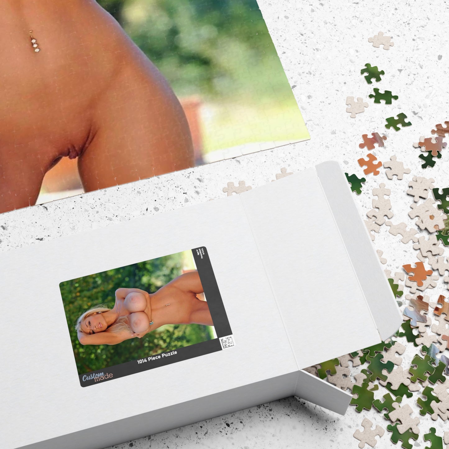 Puzzle (110, 252, 500, 1014-piece) Sexy Busty Blonde